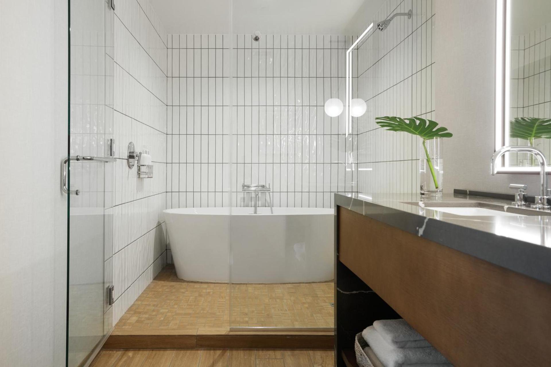 Kimpton - Harper Hotel by IHG photo 10