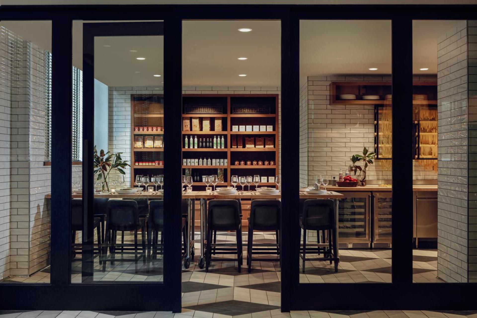 Kimpton - Harper Hotel by IHG photo 16