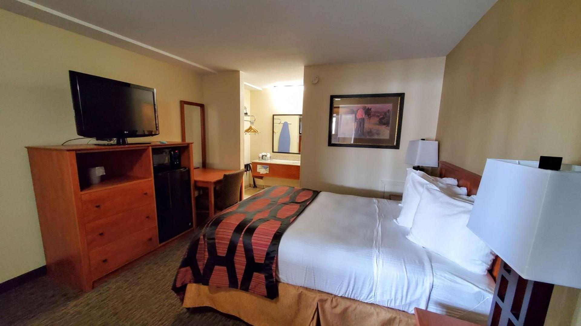 Best Western Plains Motel photo 35