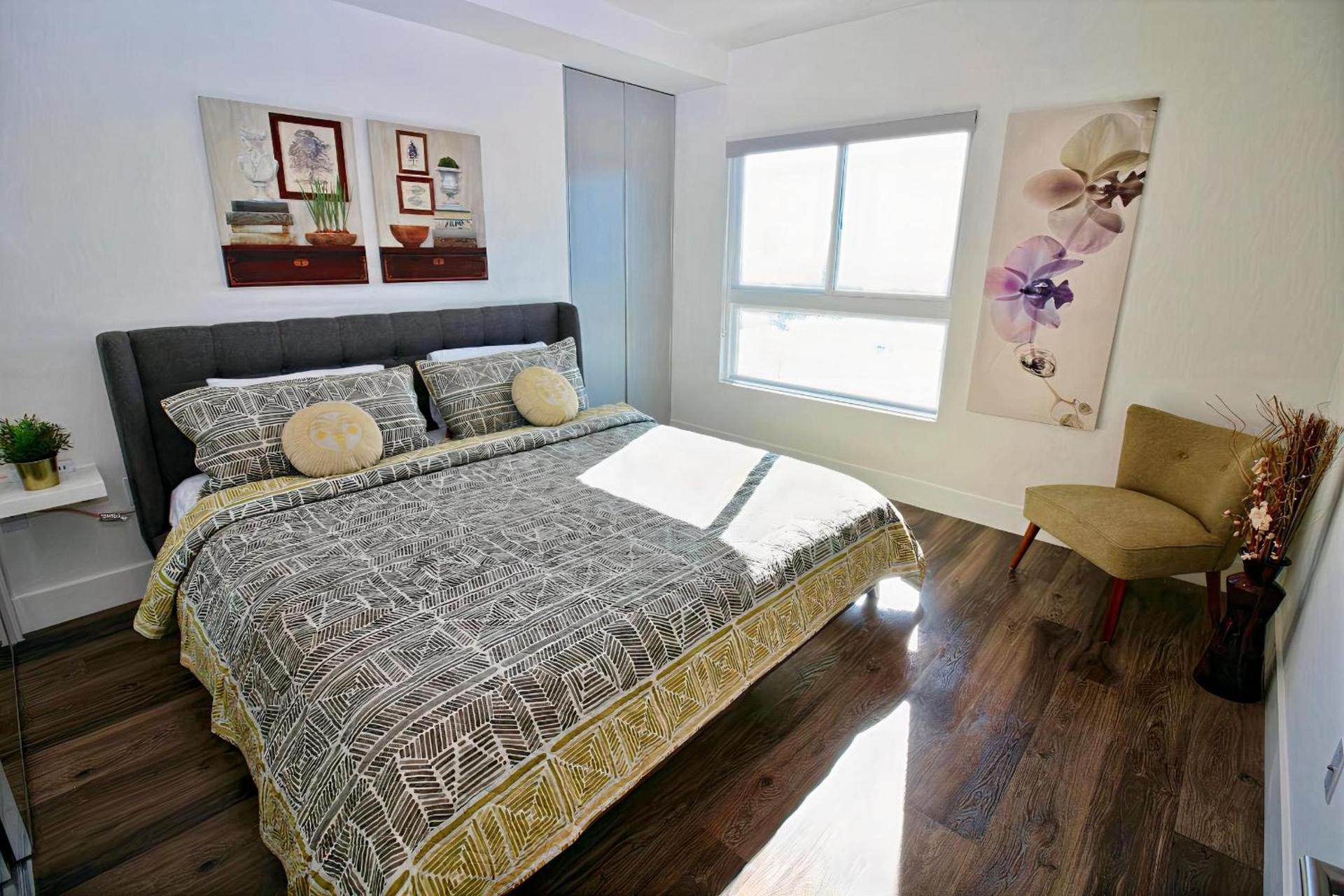Los Angeles Premium City Suites - Free Secured Parking photo 38