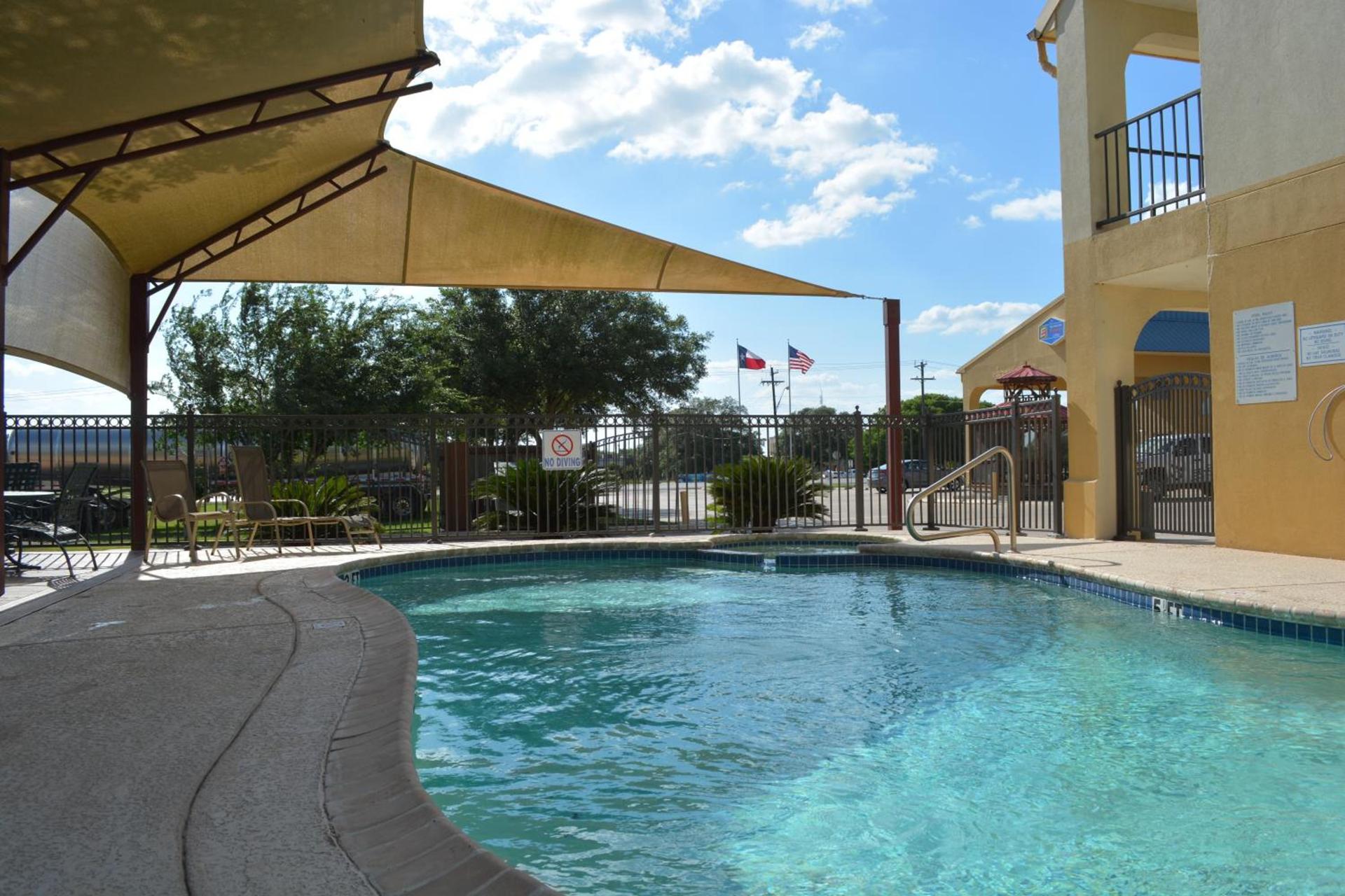 Hotel O Executive Inn & Suites Cuero Hwy 87 photo 6