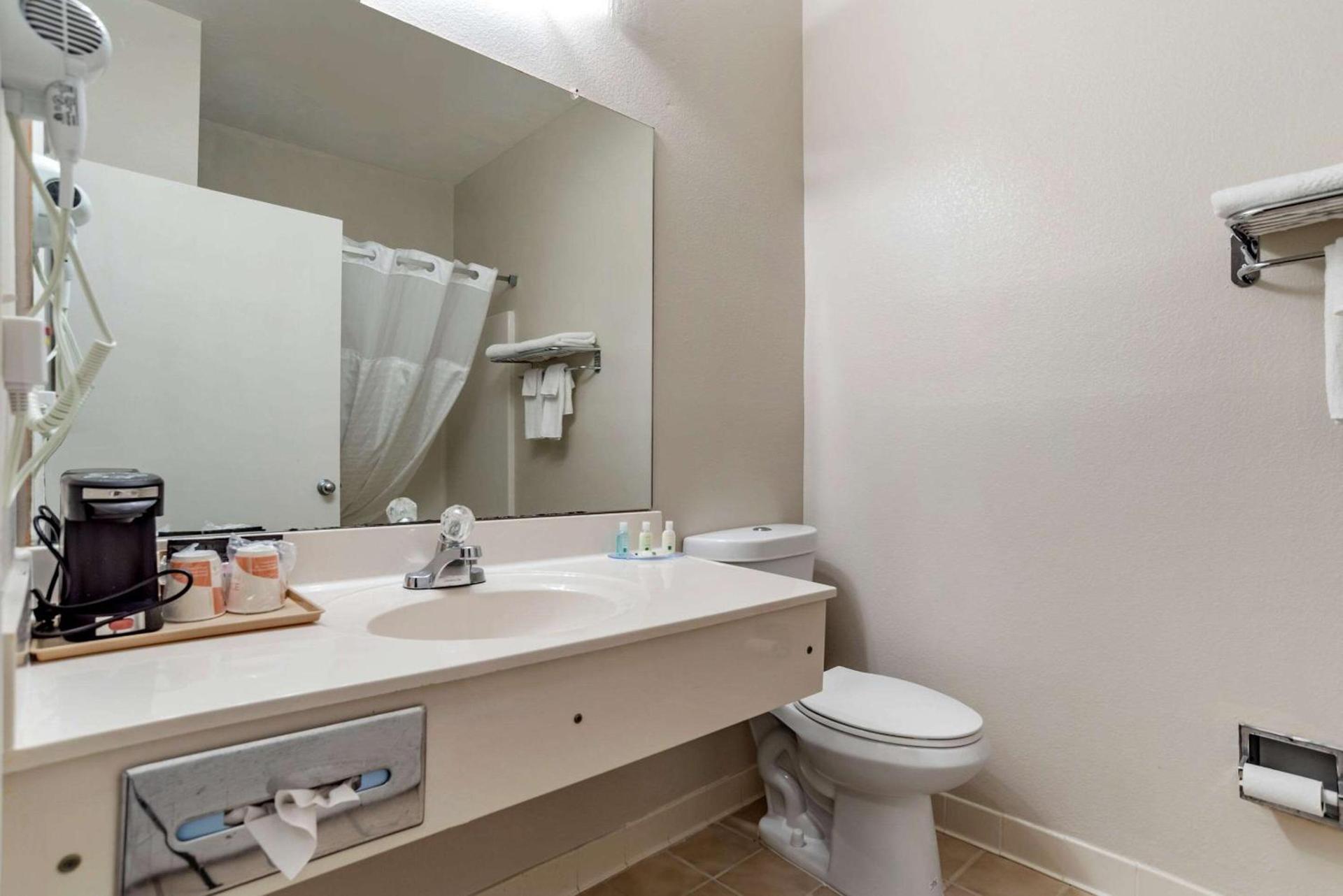 Quality Inn Moultrie photo 5