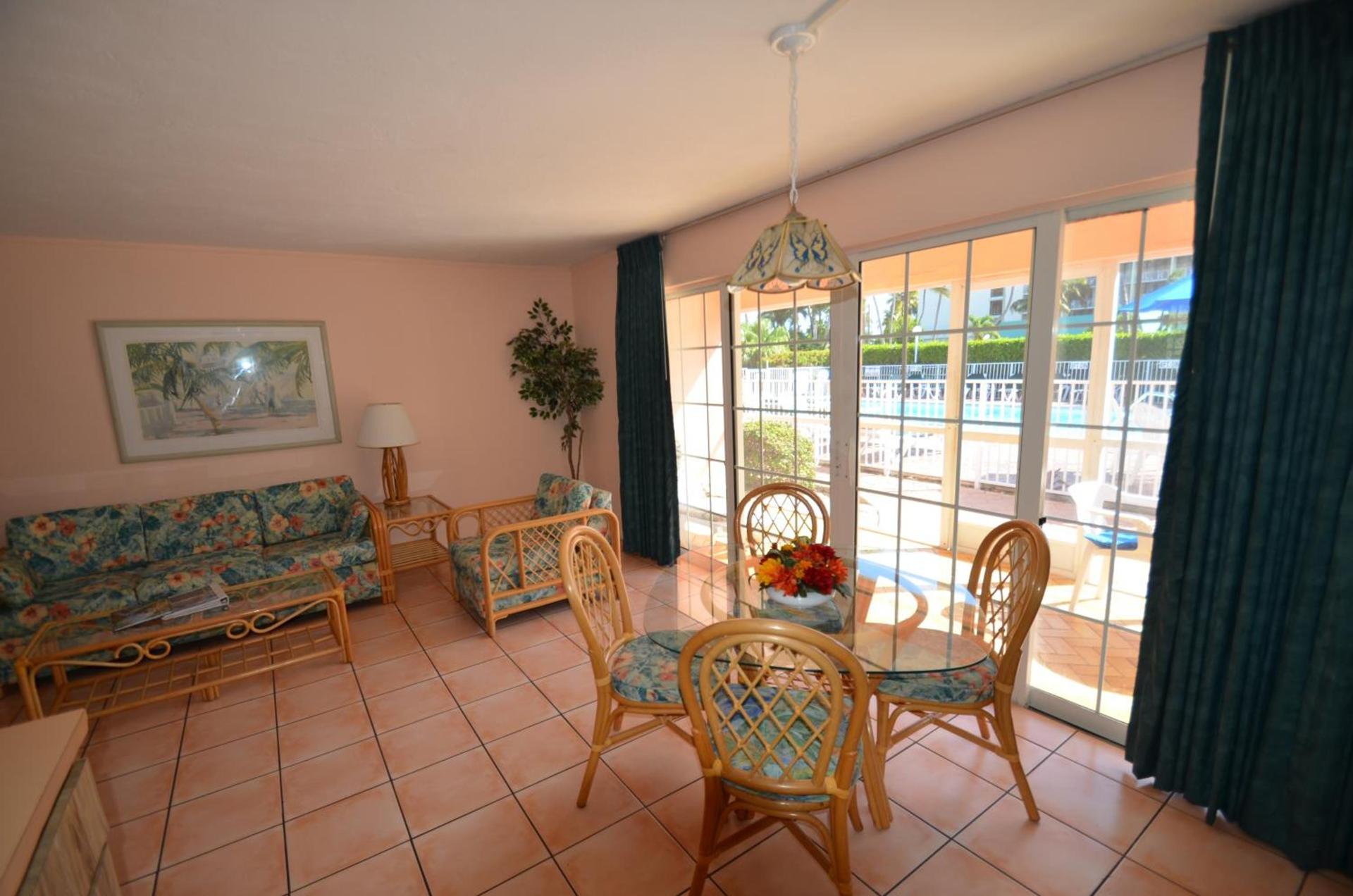 Breezy Palms Resort photo 15