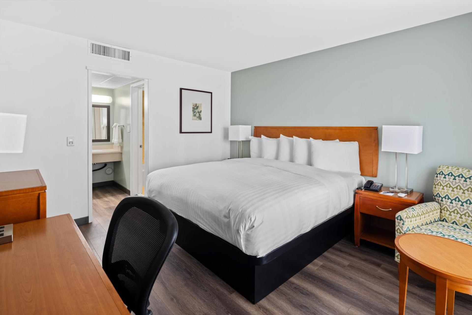 Vagabond Inn Glendale photo 20