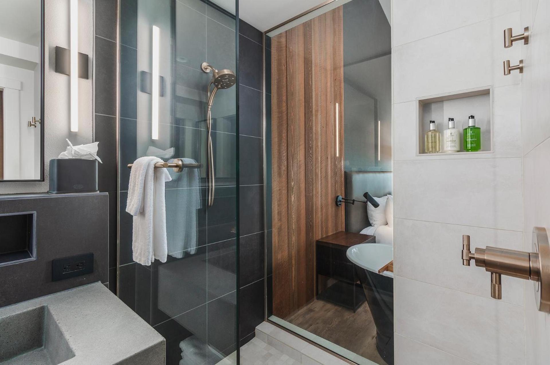 Headlands Coastal Lodge & Spa photo 35