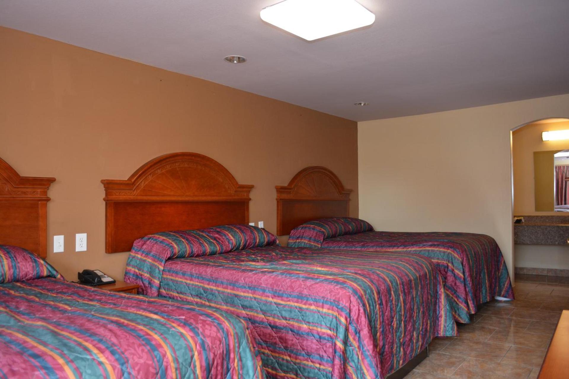 El Camino Motel photo 8
