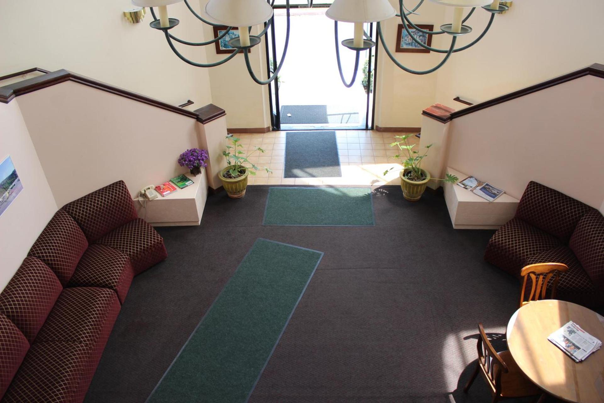 Ocean Gateway Inn photo 11
