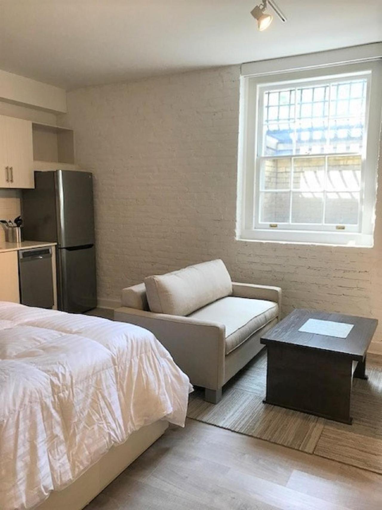 Placemakr Dupont Circle photo 25