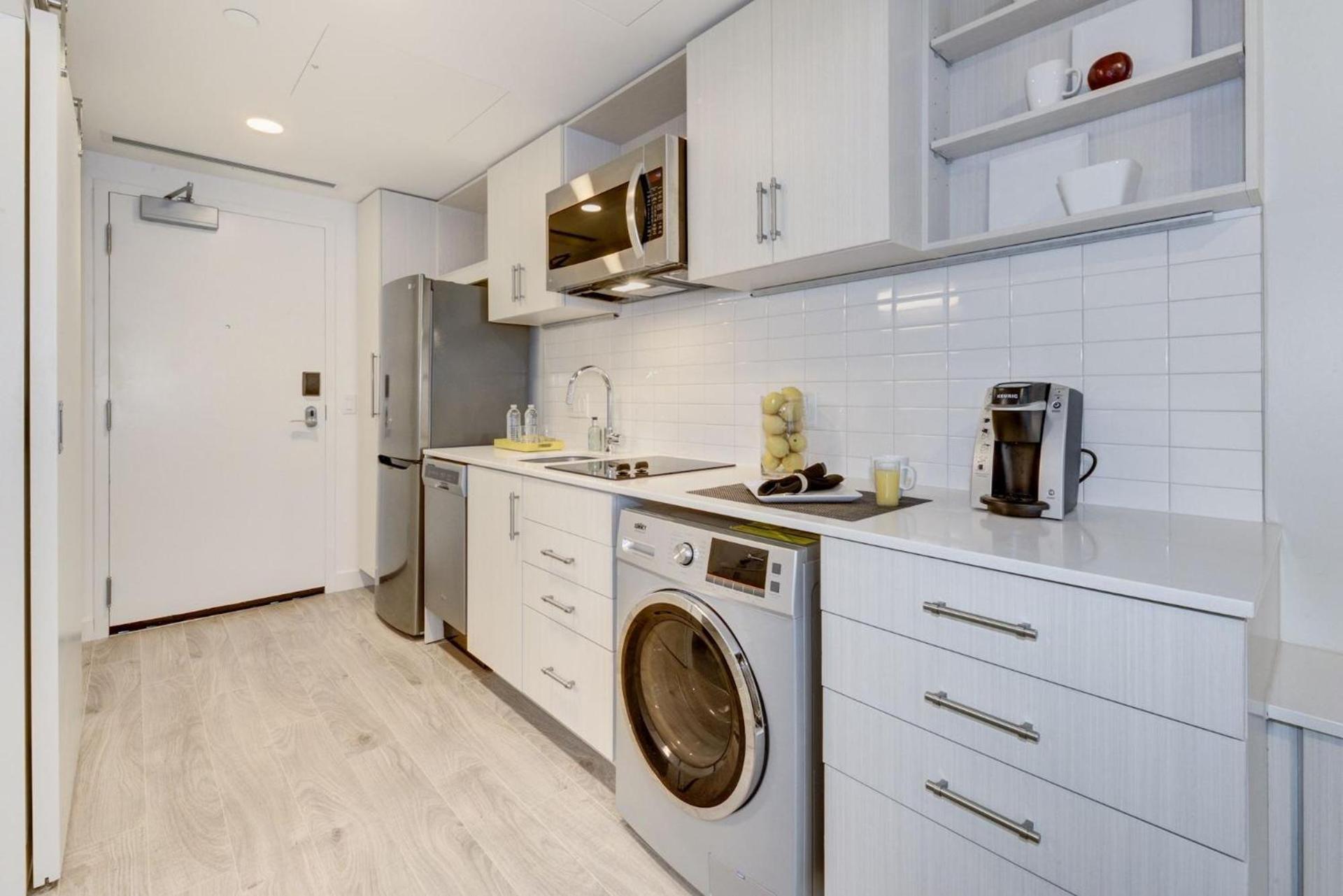 Placemakr Dupont Circle photo 31