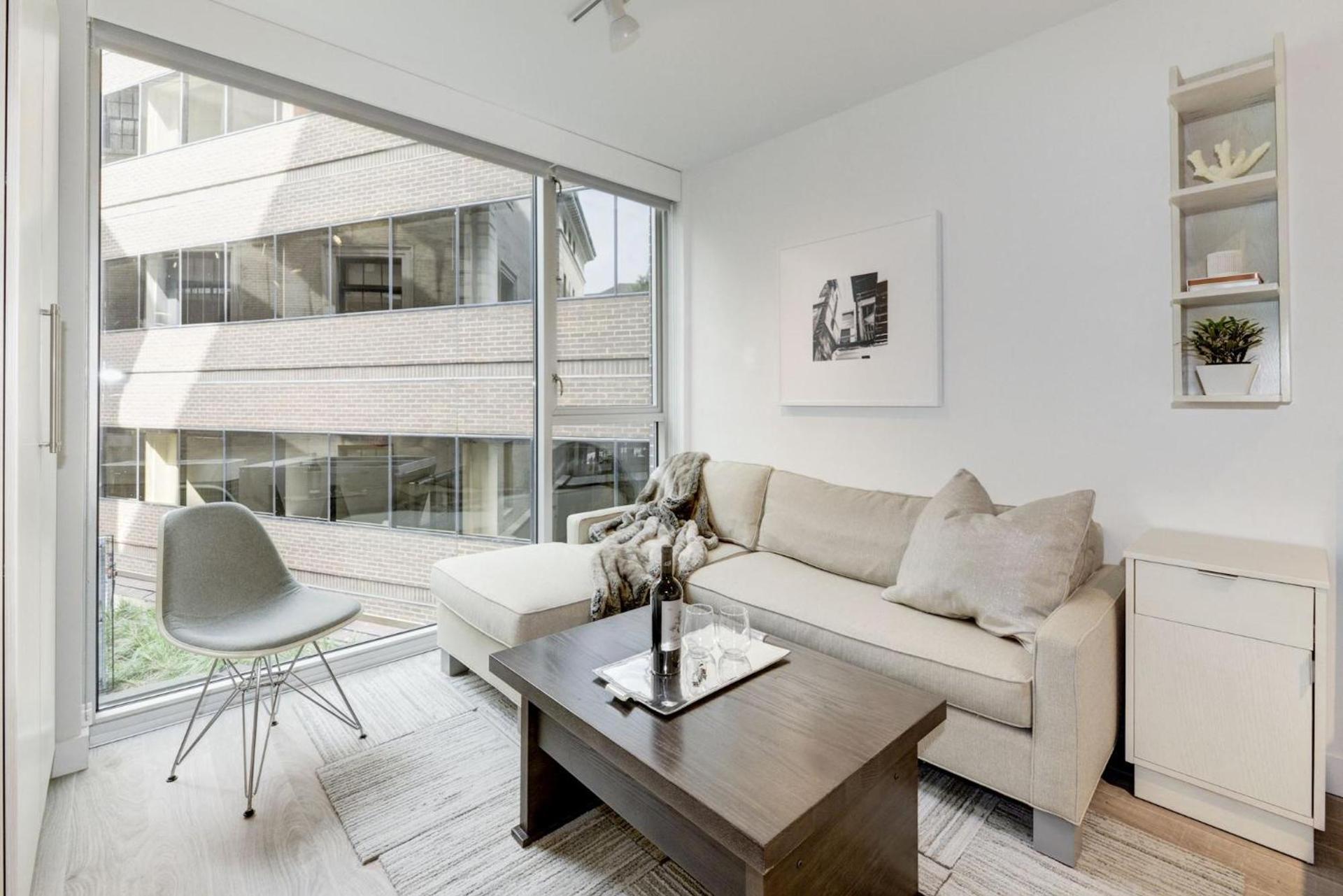 Placemakr Dupont Circle photo 28