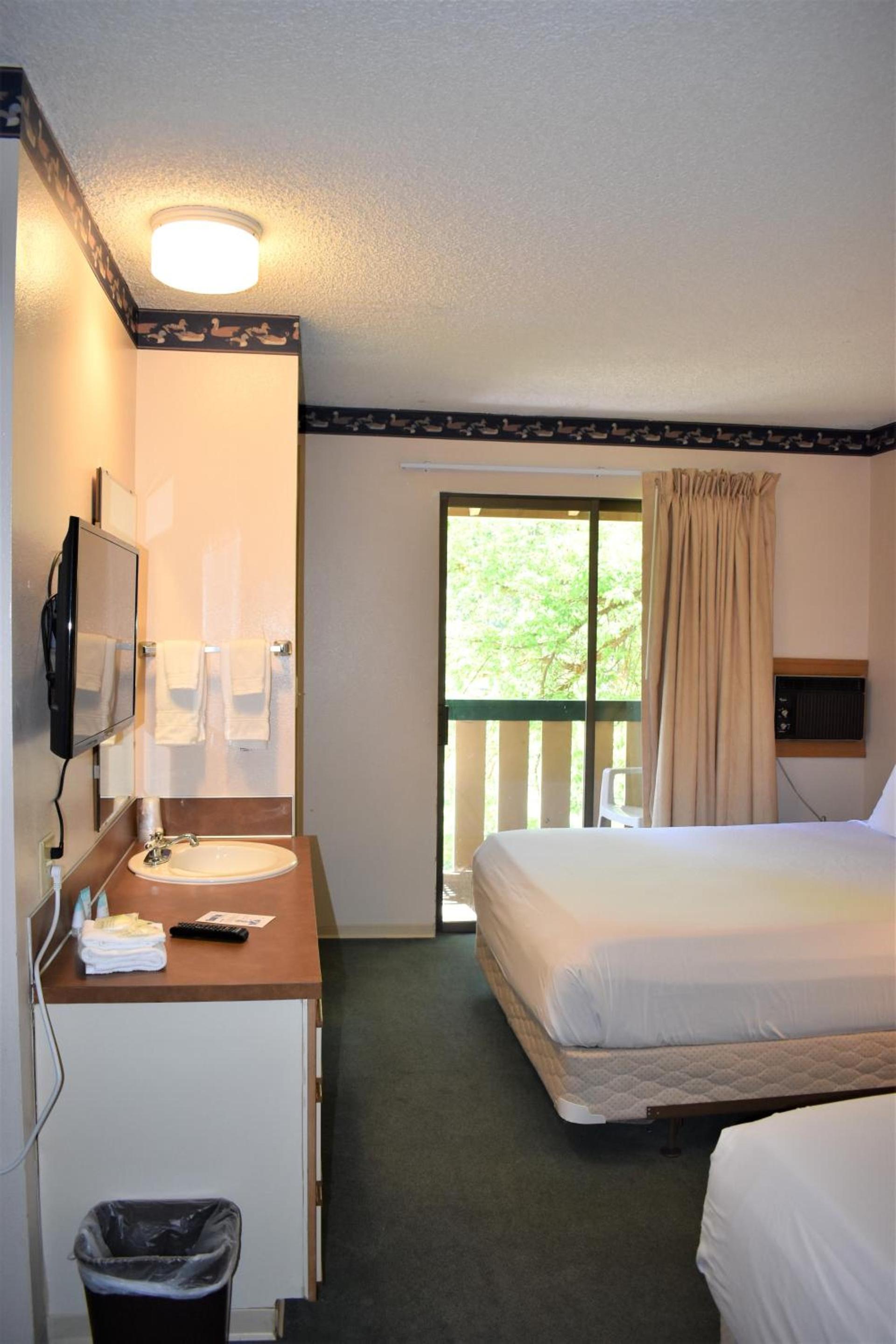 Winthrop Inn photo 30