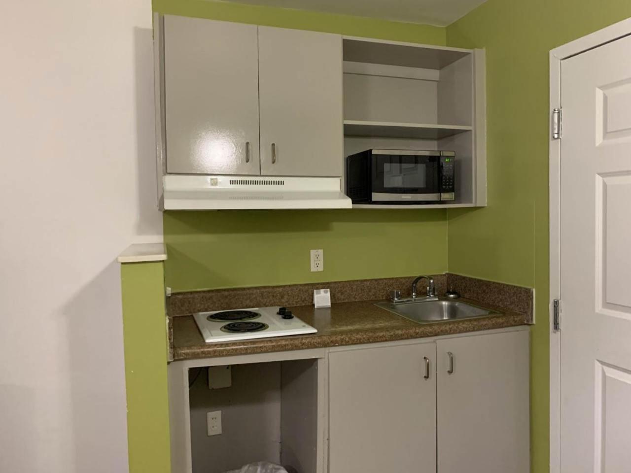 Studio 6 Extended Stay - Hampton, VA - Langley AFB Area photo 9