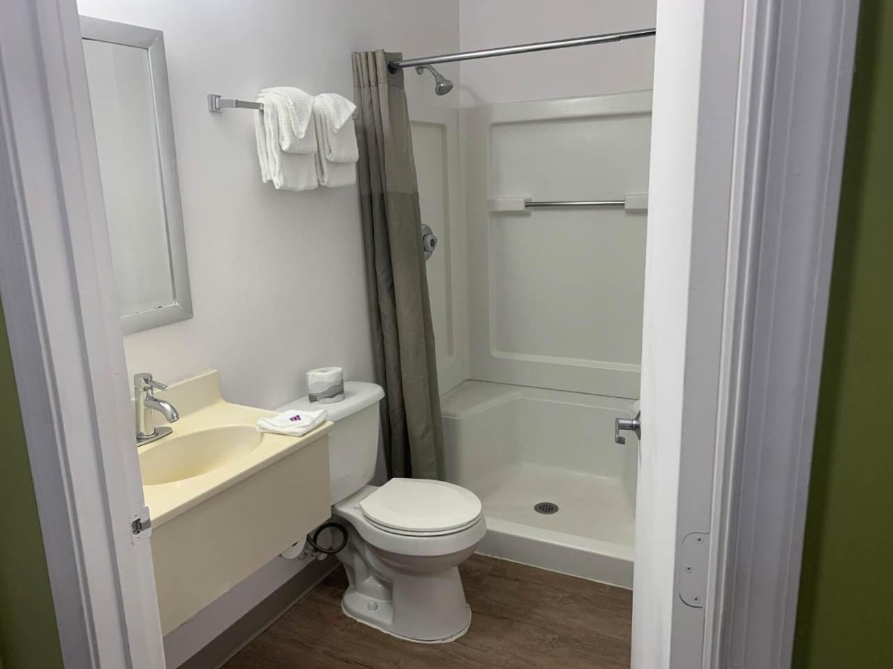 Studio 6 Extended Stay - Hampton, VA - Langley AFB Area photo 15