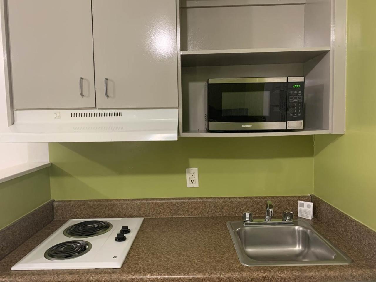 Studio 6 Extended Stay - Hampton, VA - Langley AFB Area photo 7