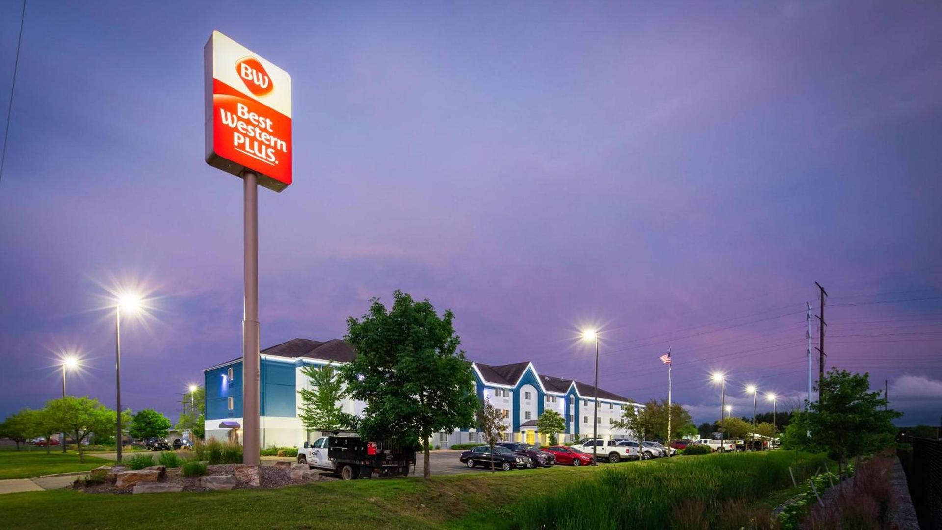 Best Western Plus Wausau-Rothschild Hotel photo 16