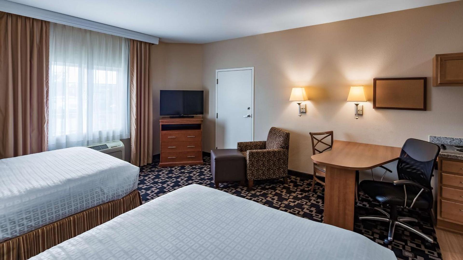 Best Western Plus Wausau-Rothschild Hotel photo 21