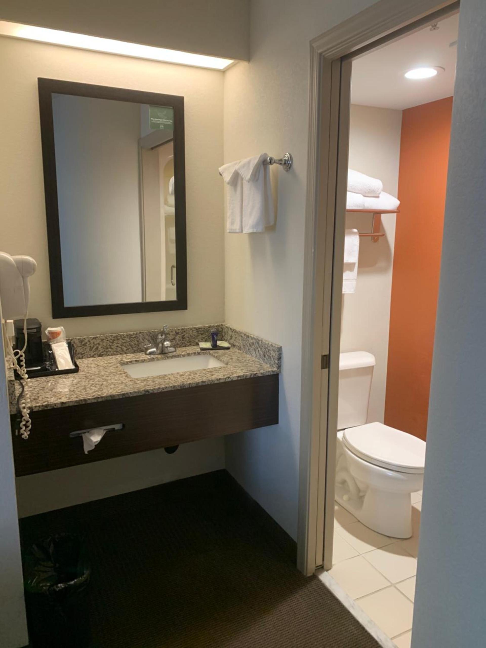 Sleep Inn Phoenix North I-17 photo 49