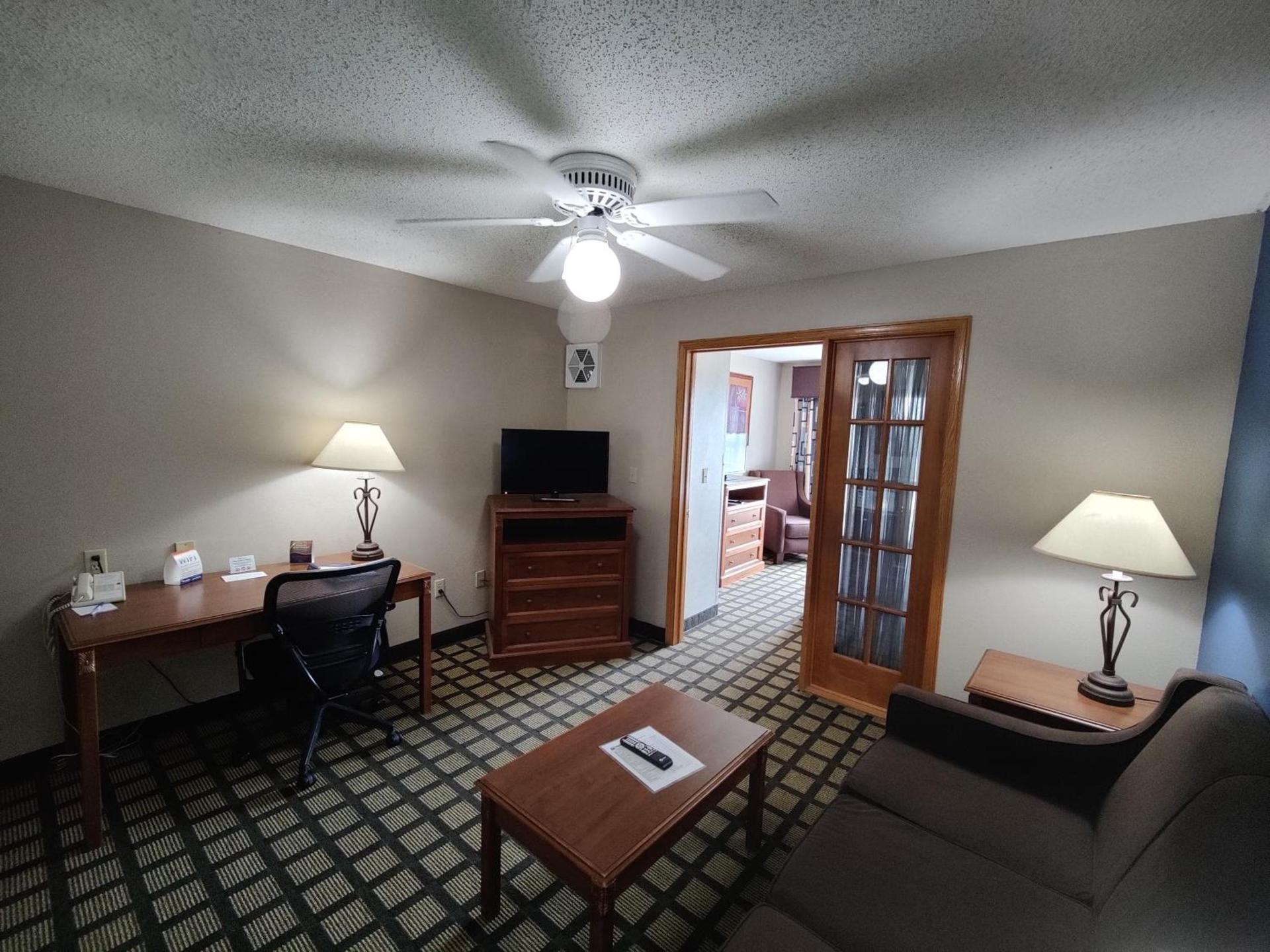 Baymont by Wyndham Albany MN photo 32