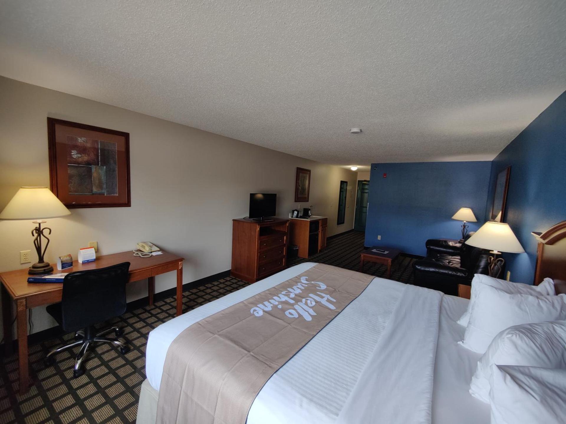 Baymont by Wyndham Albany MN photo 34