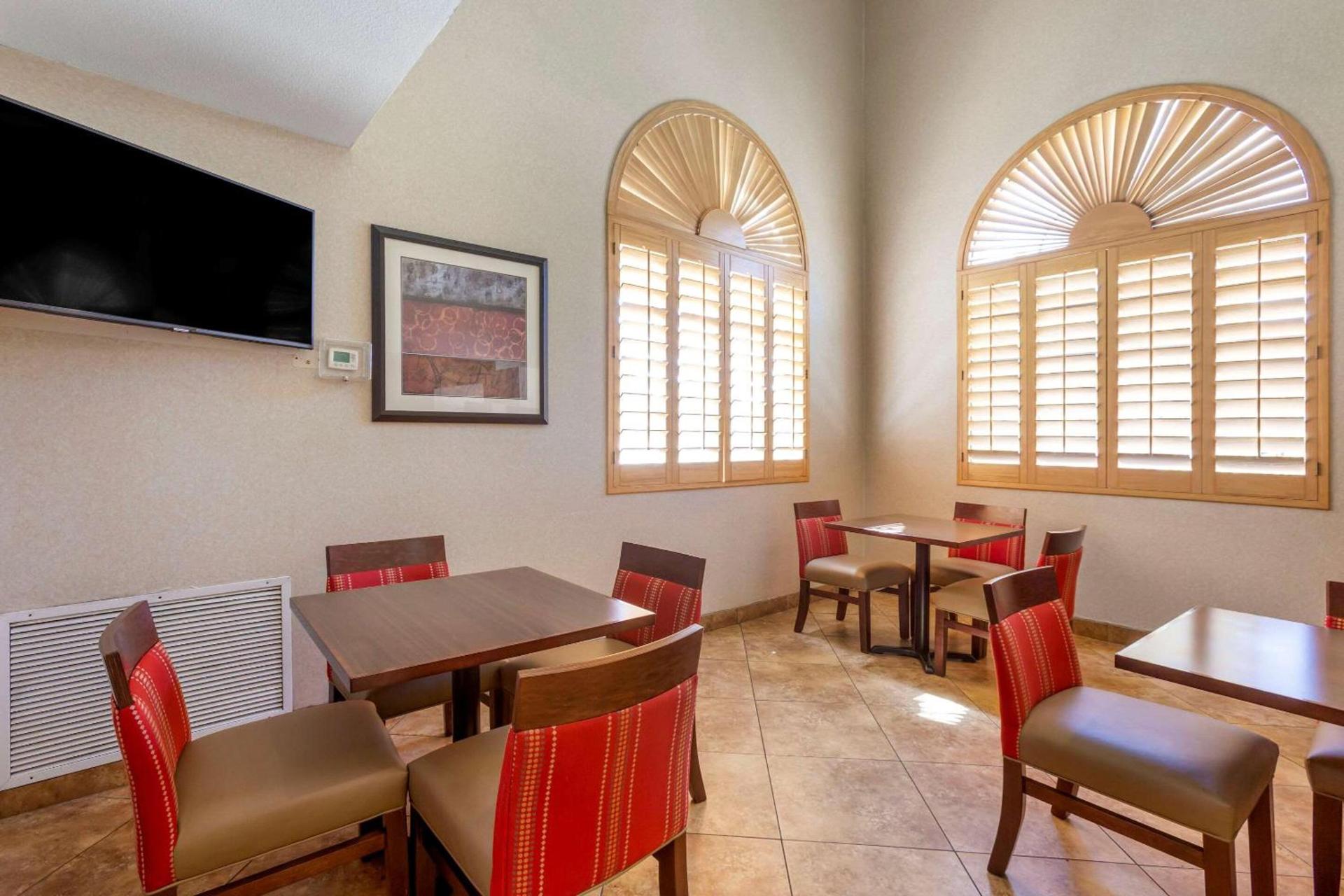 Comfort Inn Payson photo 32