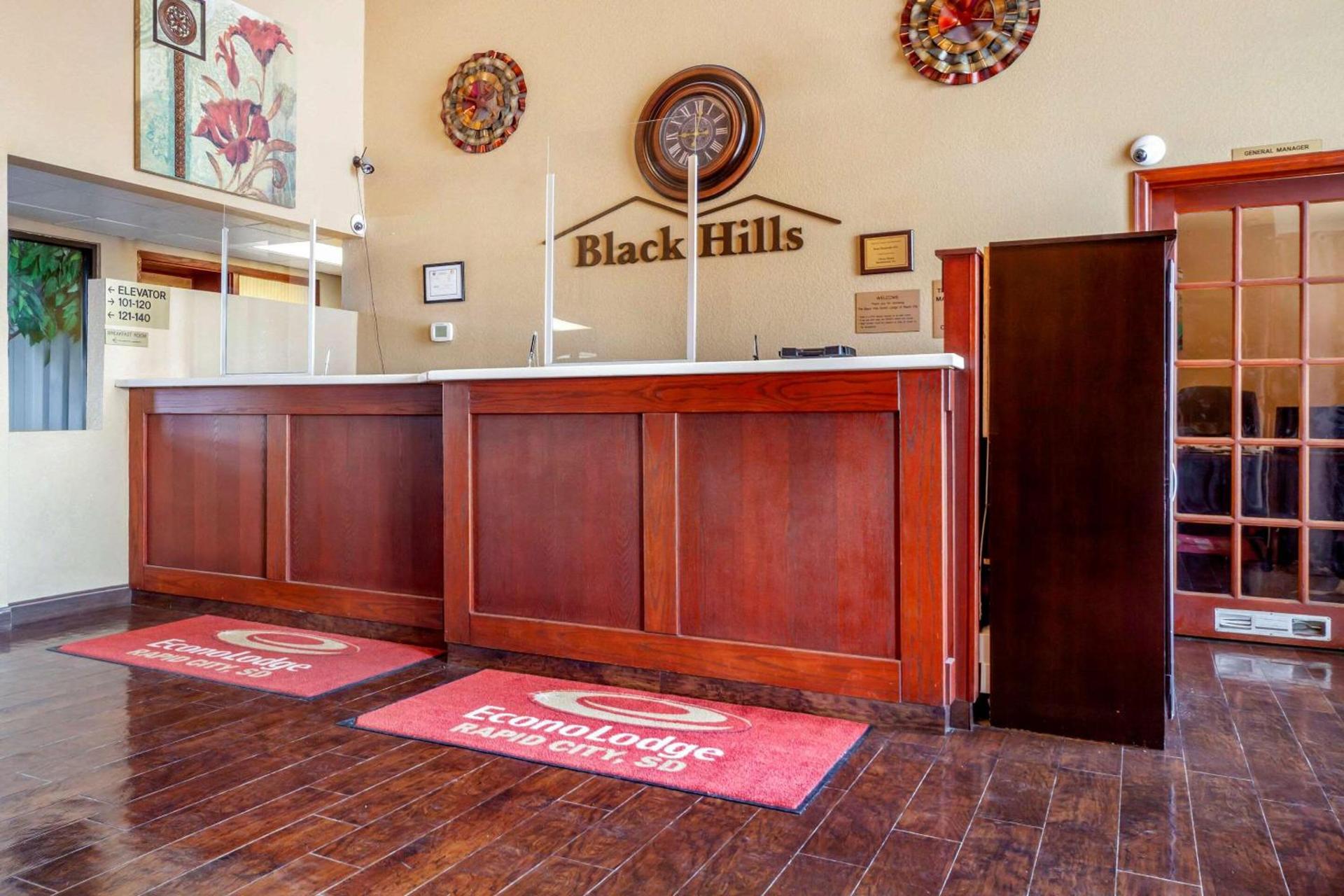 Econo Lodge Black Hills photo 4