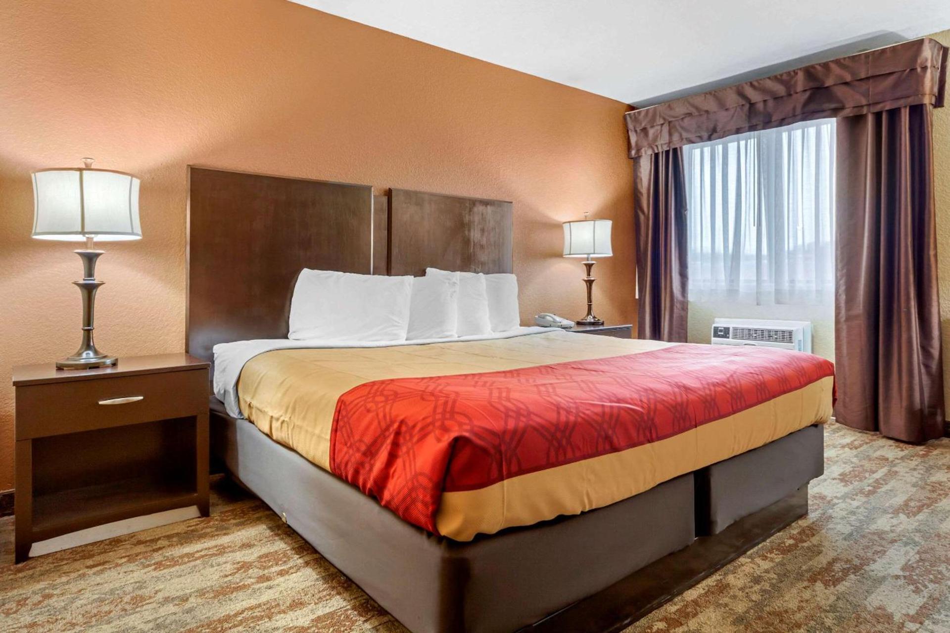 Econo Lodge Black Hills photo 6
