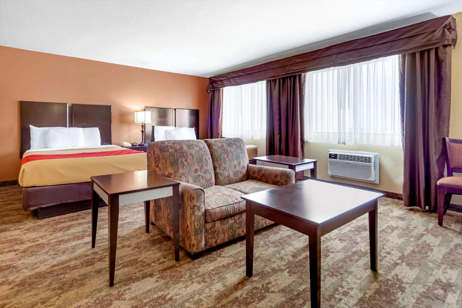 Econo Lodge Black Hills photo 26