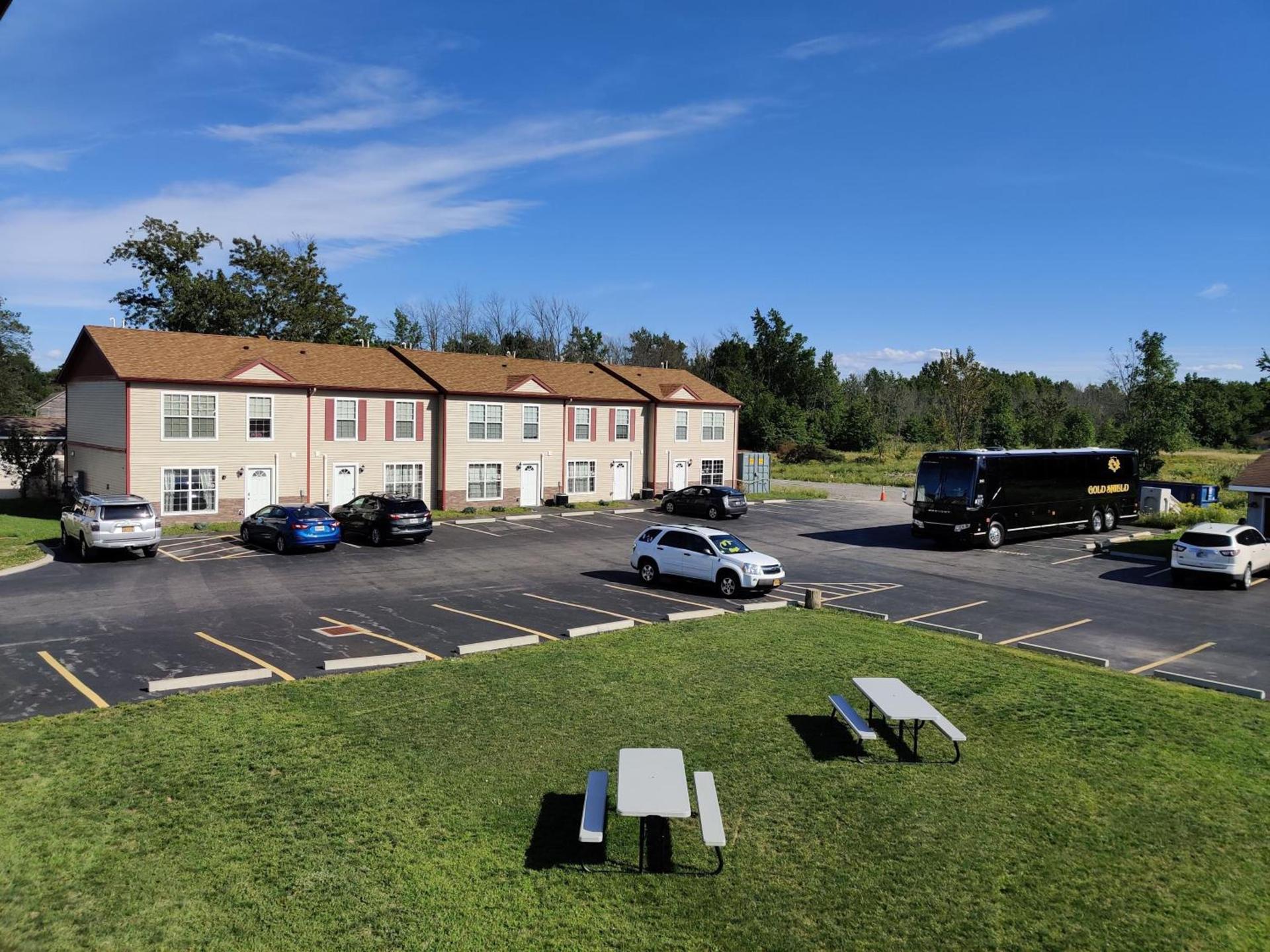 Stay Inn and Suites photo 2