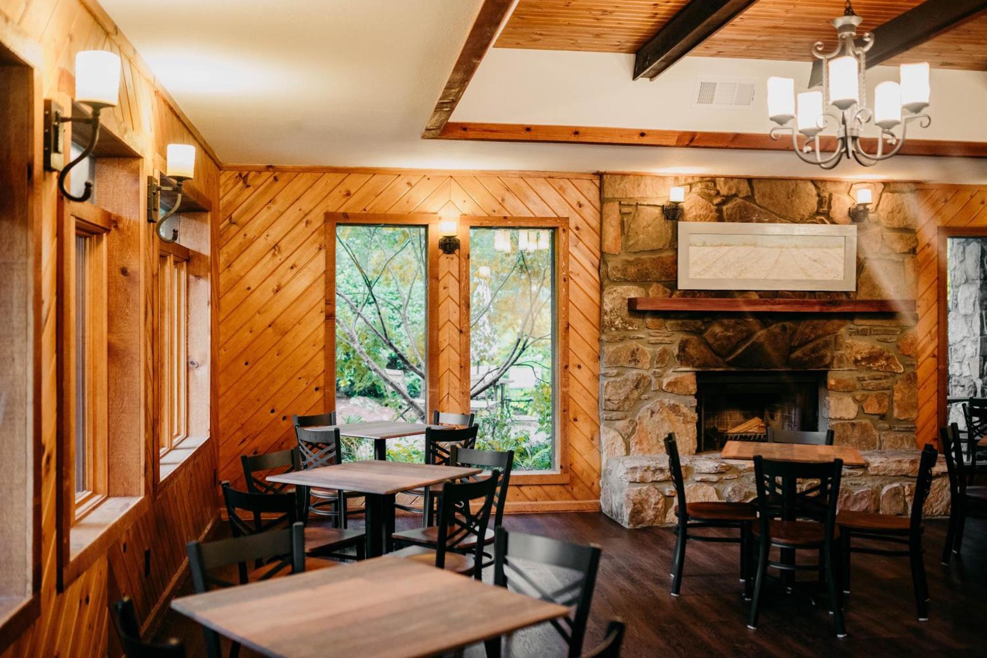 Sylvan Valley Lodge and Cellars photo 41