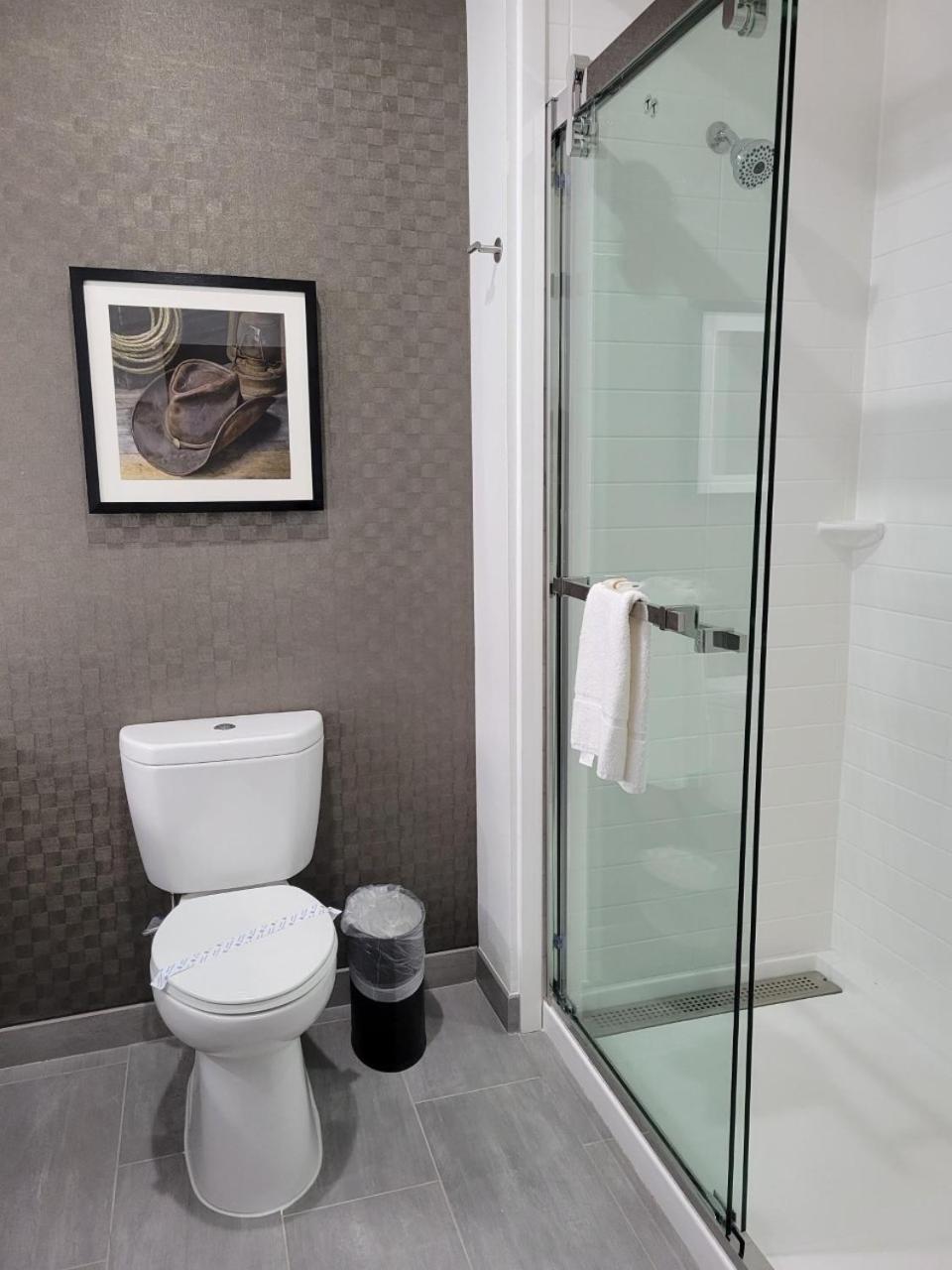 La Quinta Inn & Suites by Wyndham Terrell photo 51