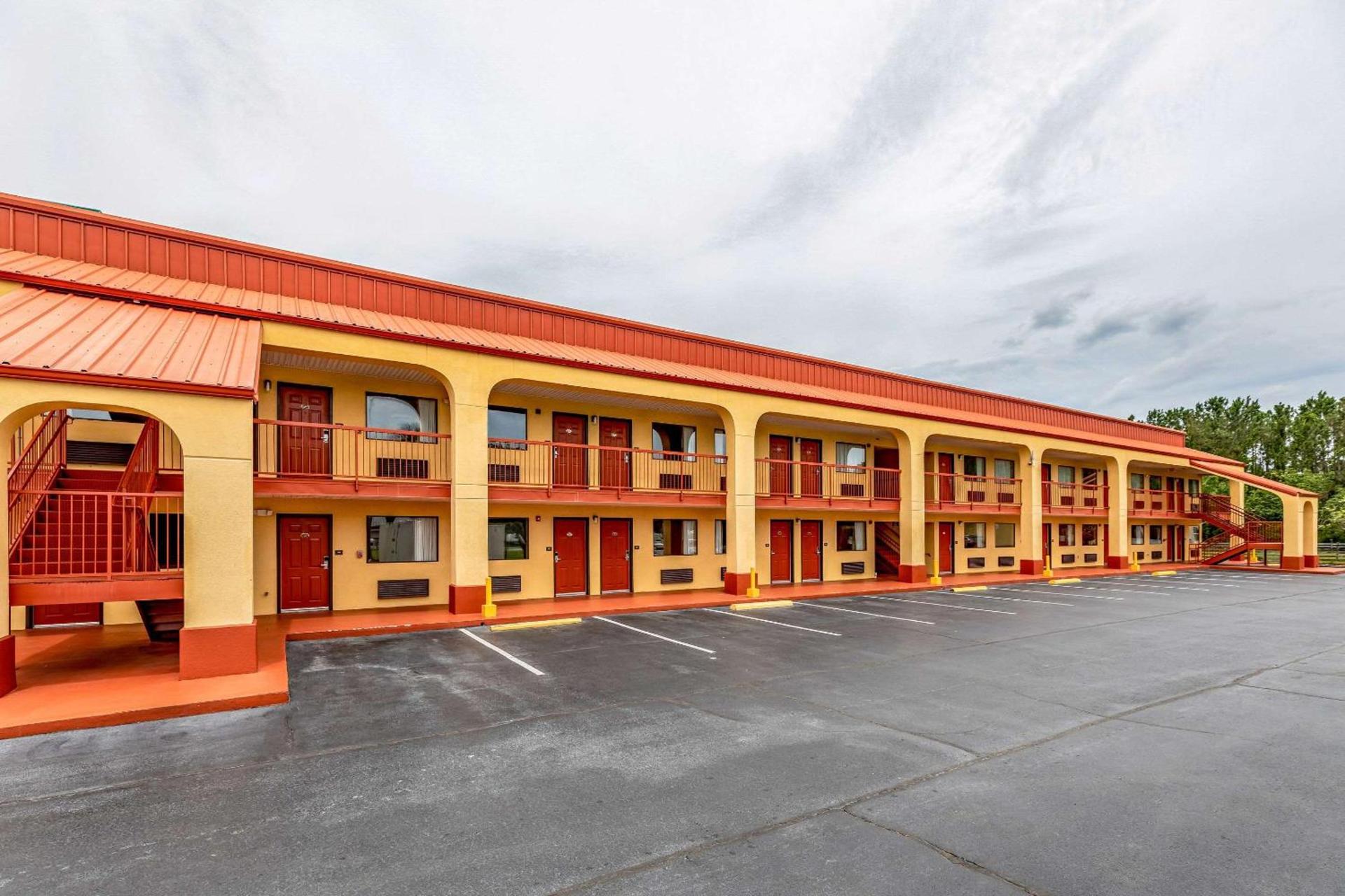 Econo Lodge Kingsland photo 3