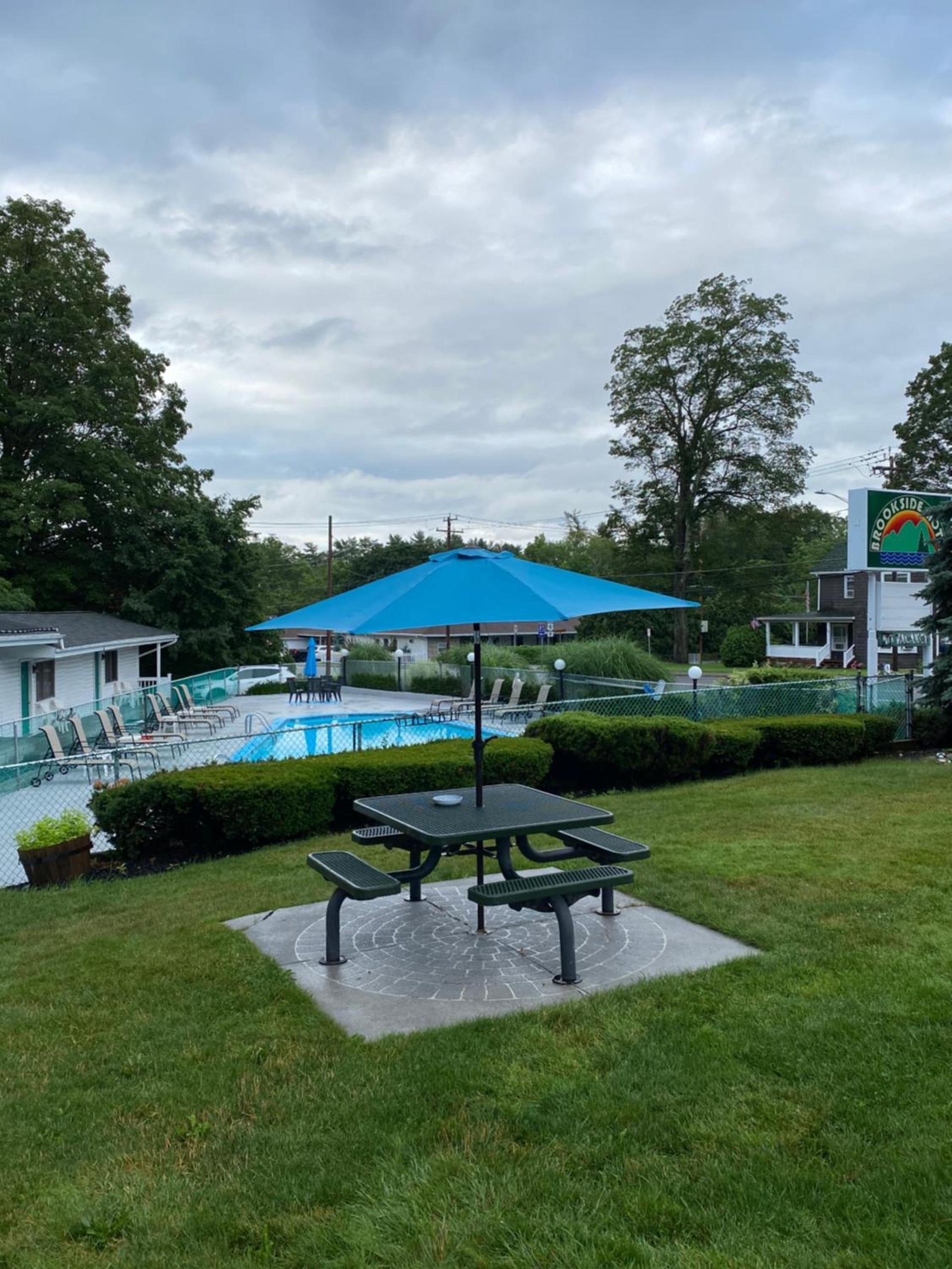 Brookside Motel & Cabins photo 21