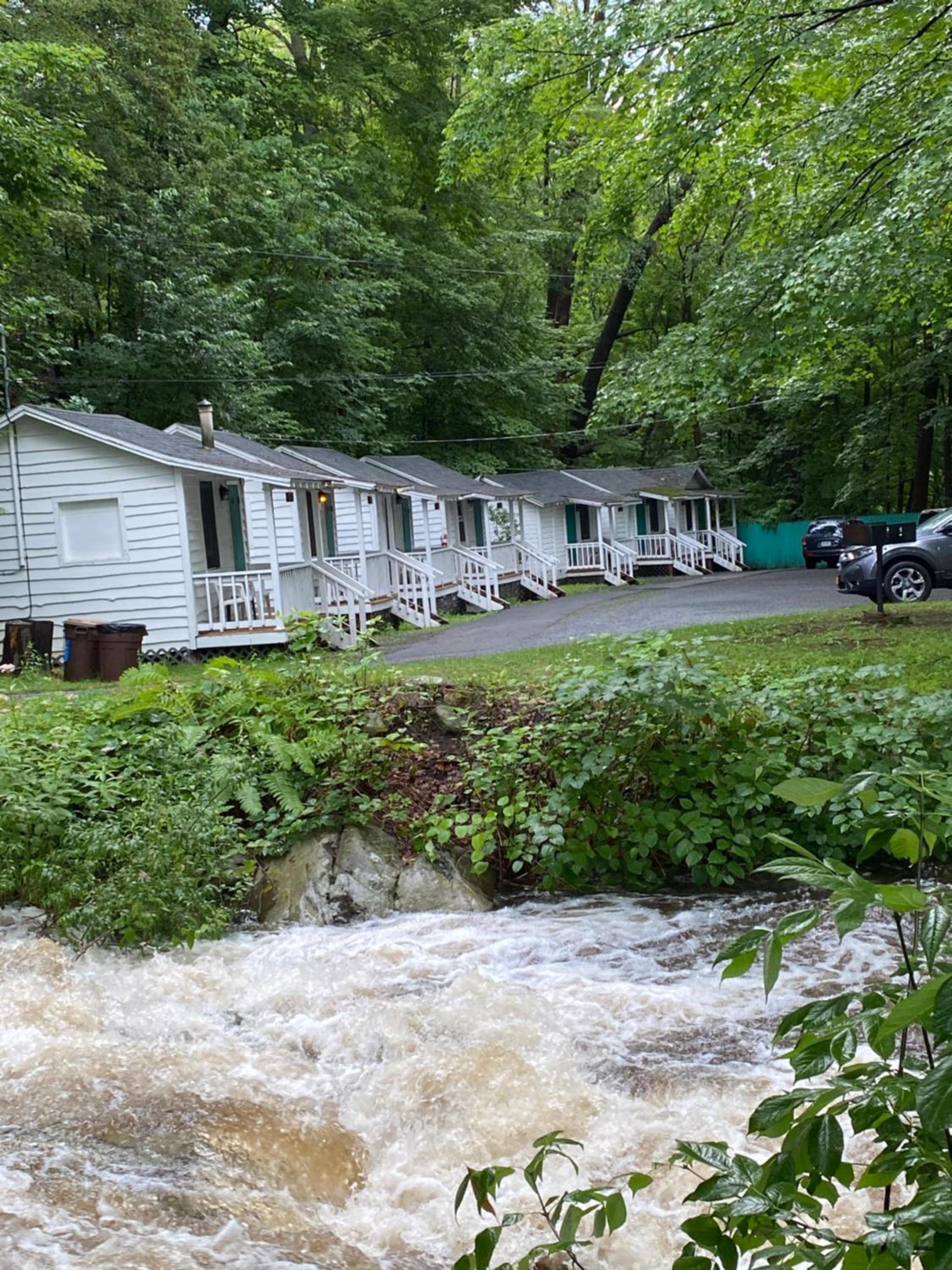 Brookside Motel & Cabins photo 4