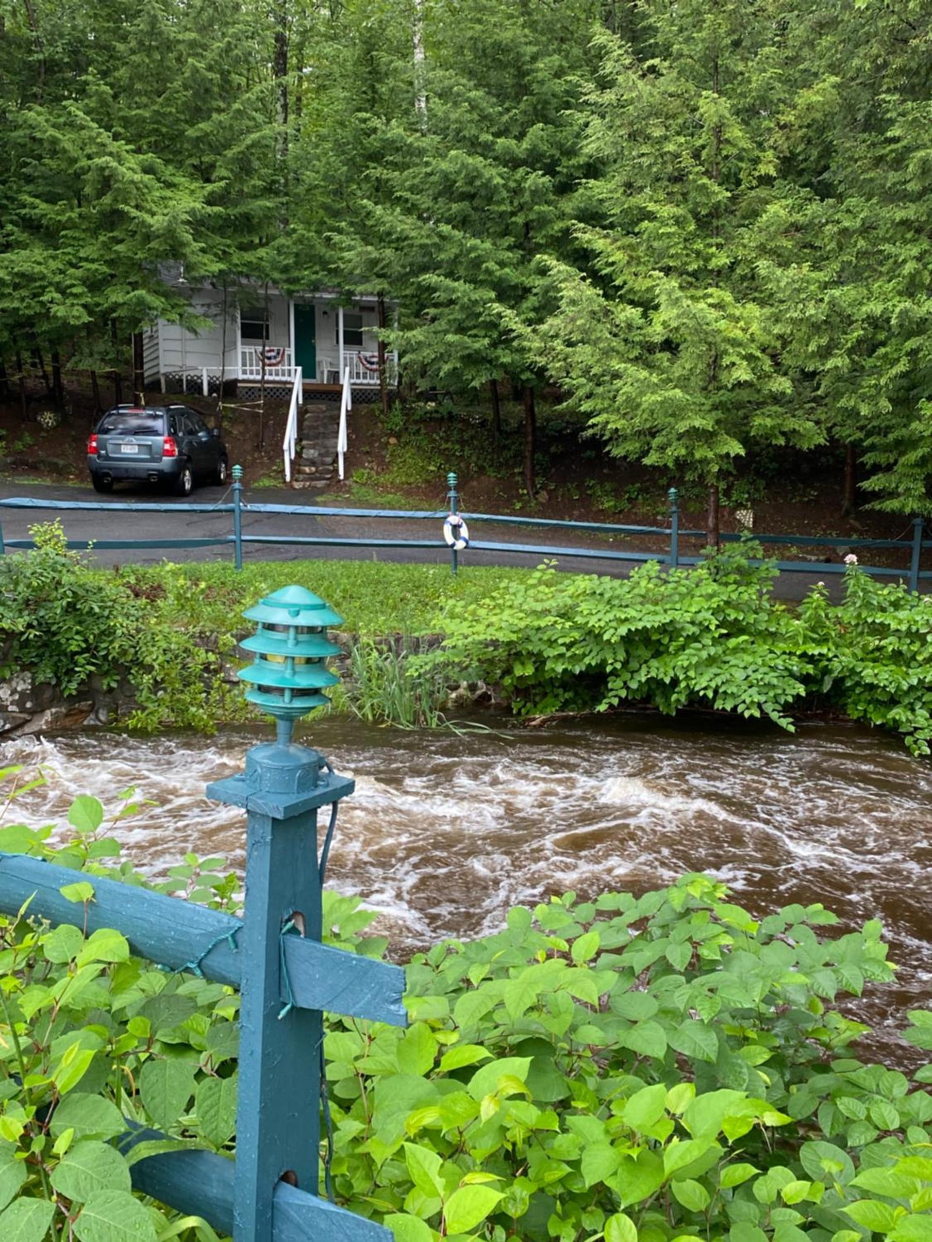 Brookside Motel & Cabins photo 8