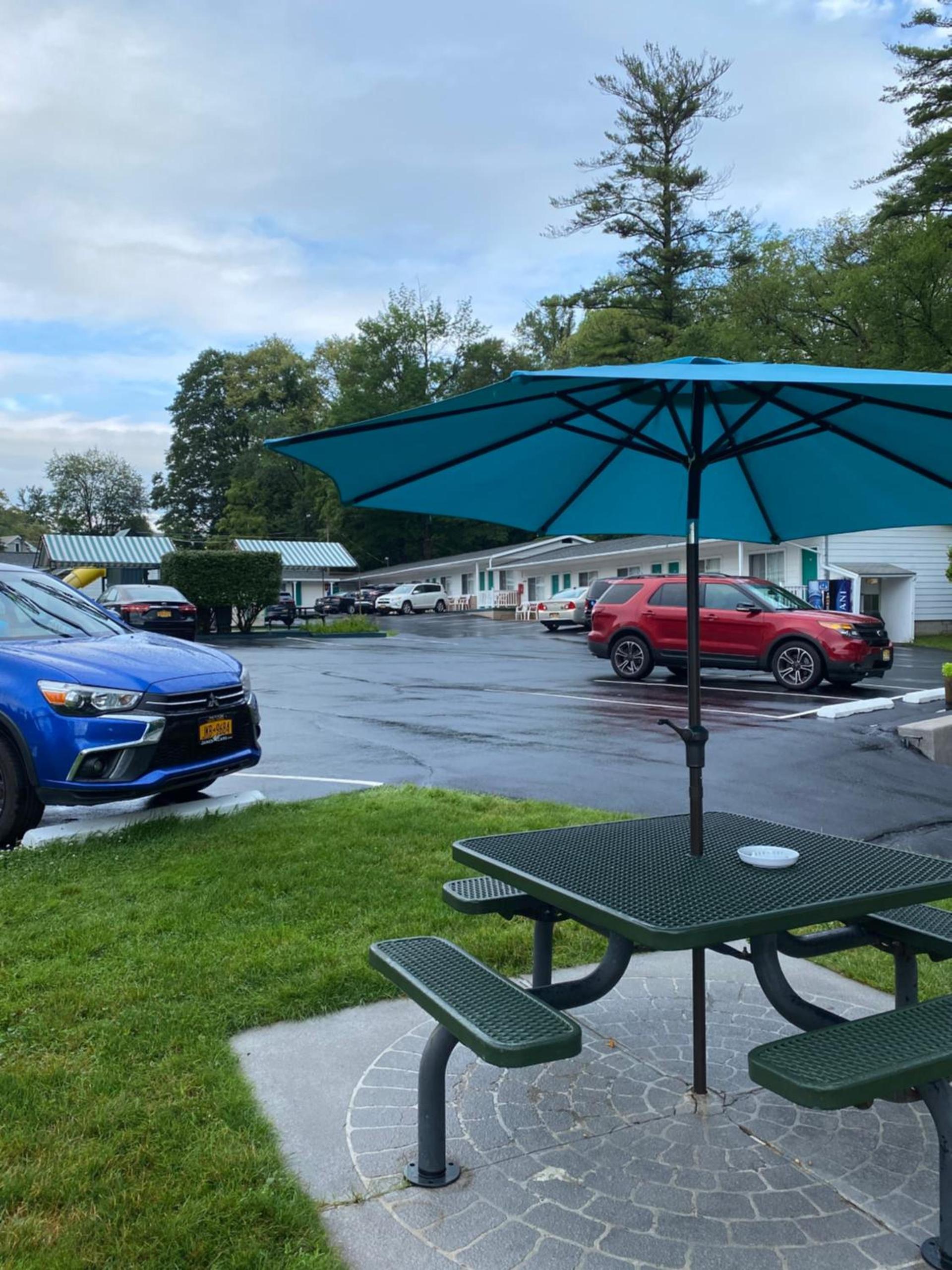 Brookside Motel & Cabins photo 32