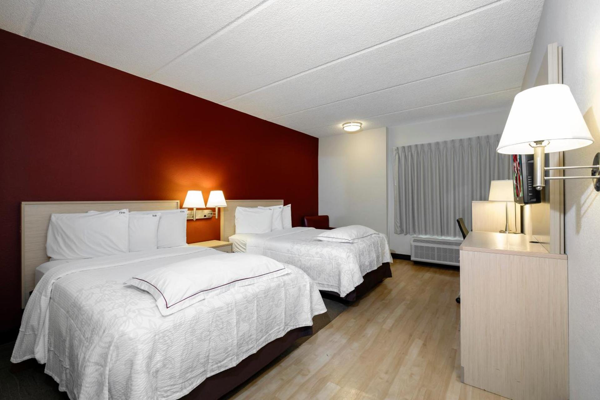 Red Roof Inn PLUS + Gainesville photo 26