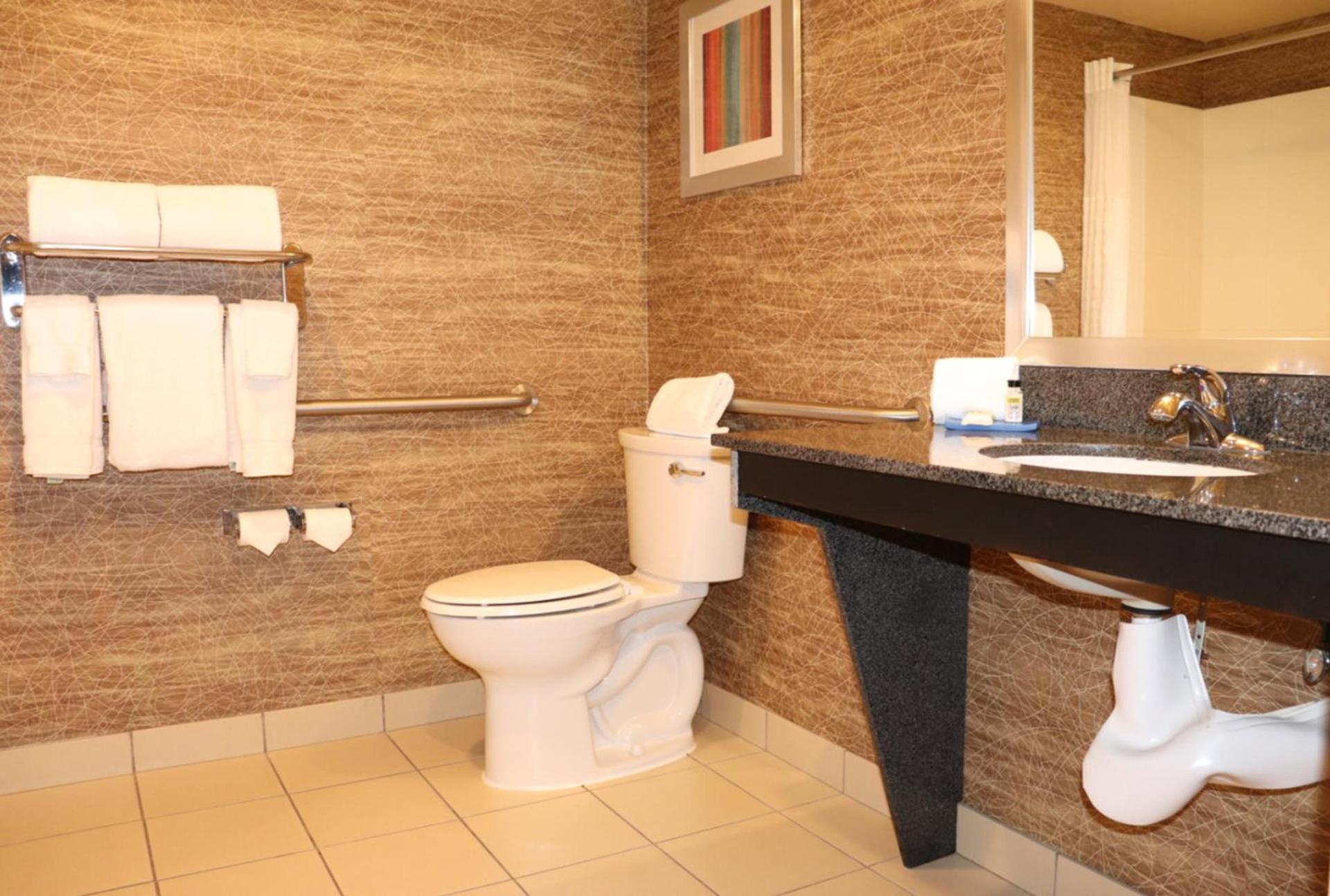 Holiday Inn Express Port Hueneme by IHG photo 19