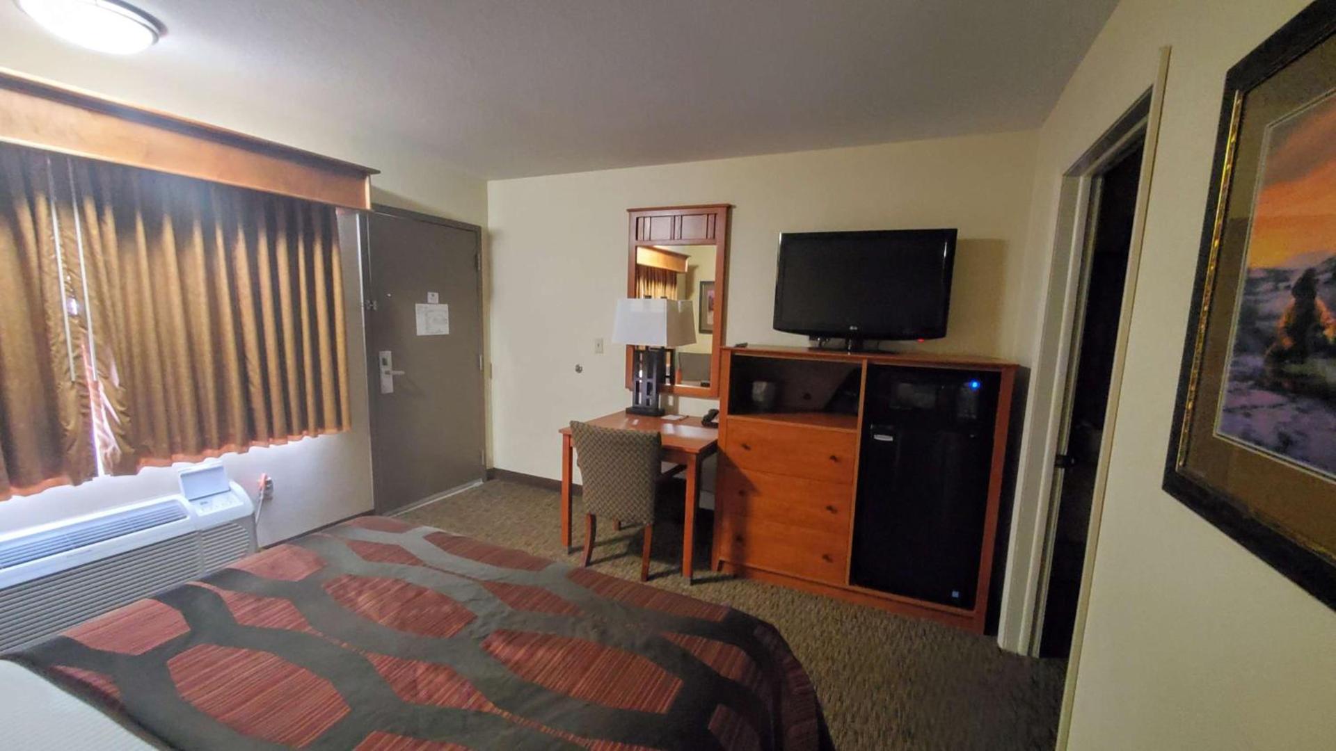 Best Western Plains Motel photo 37