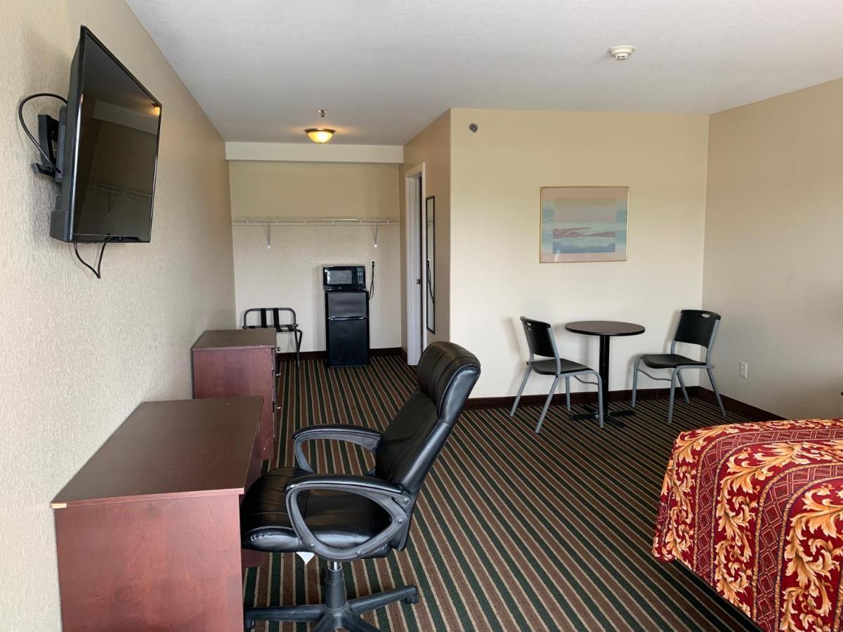 Wayne Motel photo 3