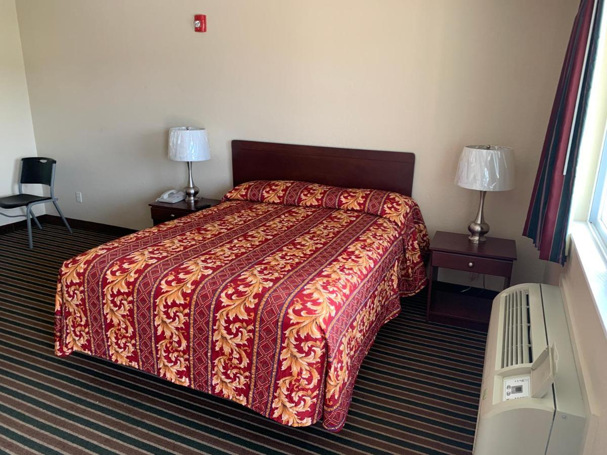 Wayne Motel photo 1