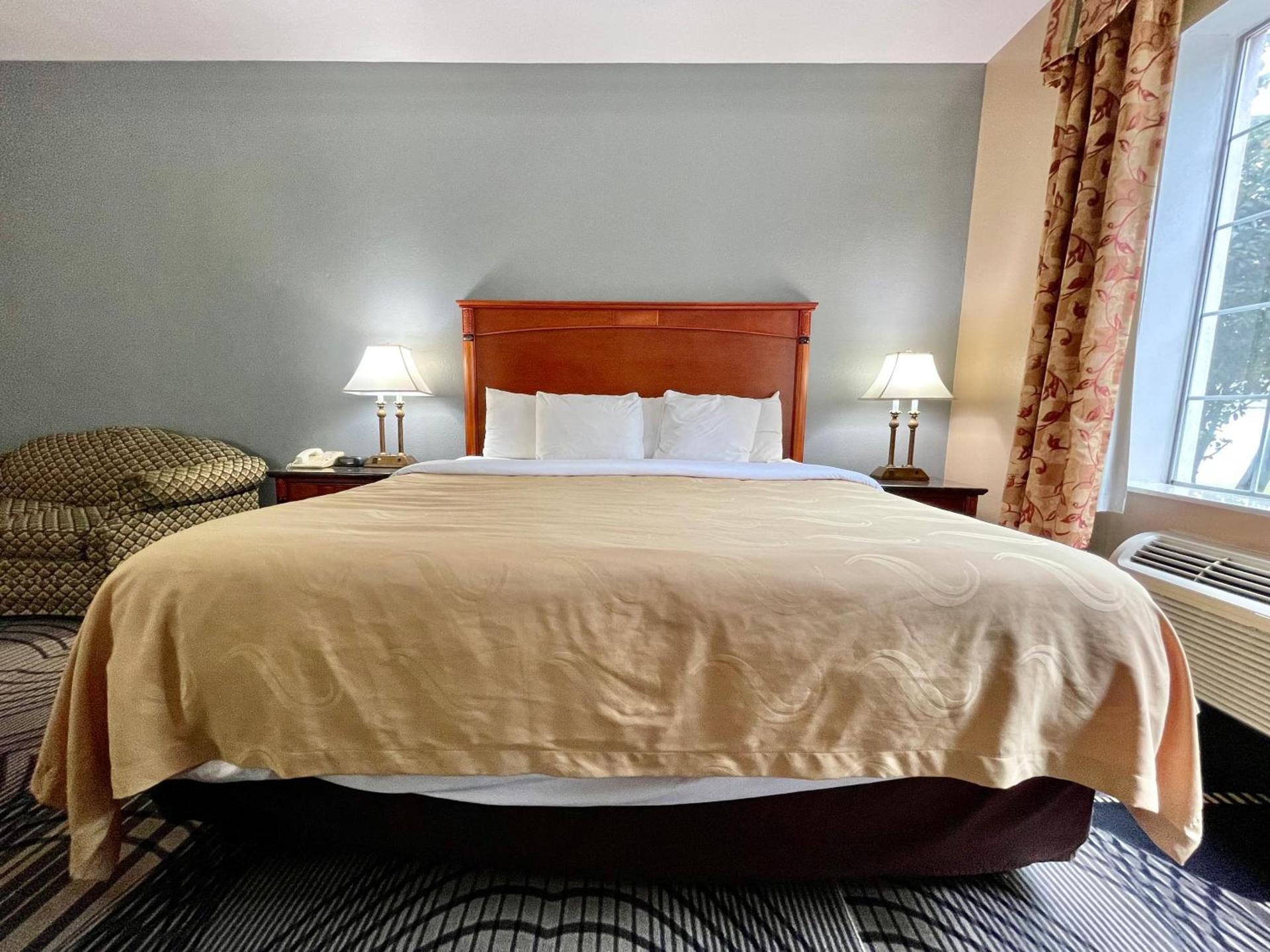 FairBridge Inn & Suites Cleburne photo 18