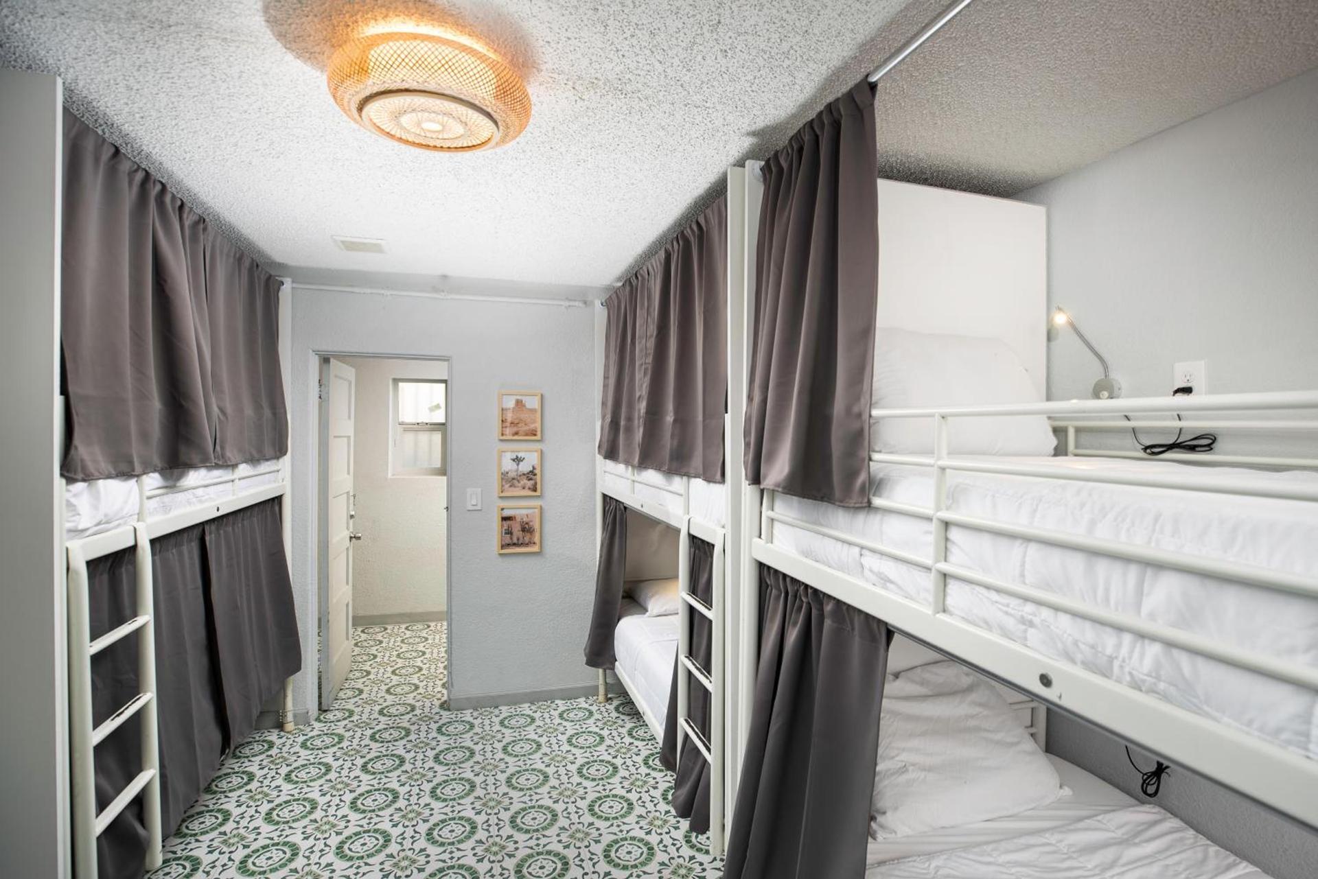 Bungalows Hostel photo 13