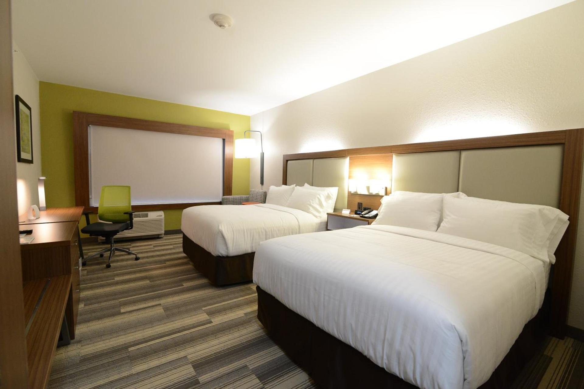 Holiday Inn Express & Suites Chicago North Shore - Niles by IHG photo 26