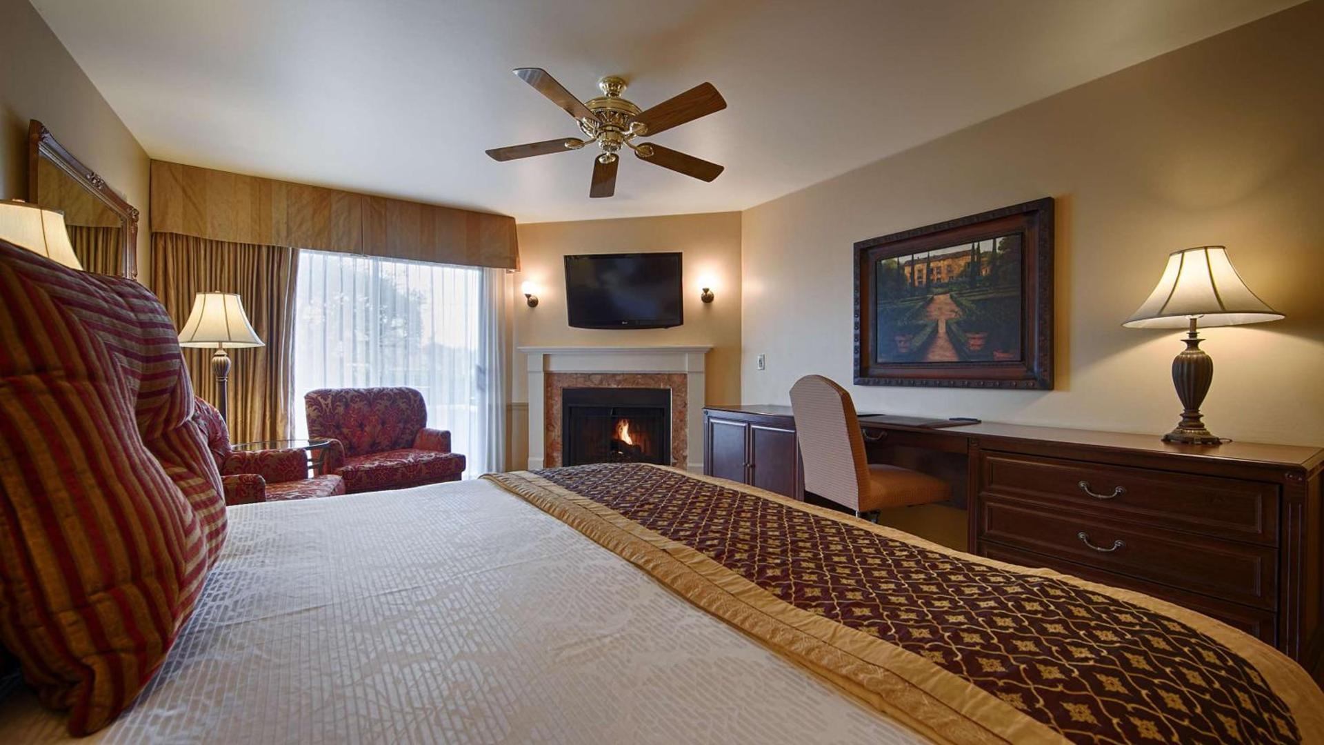 Victorian Inn photo 28