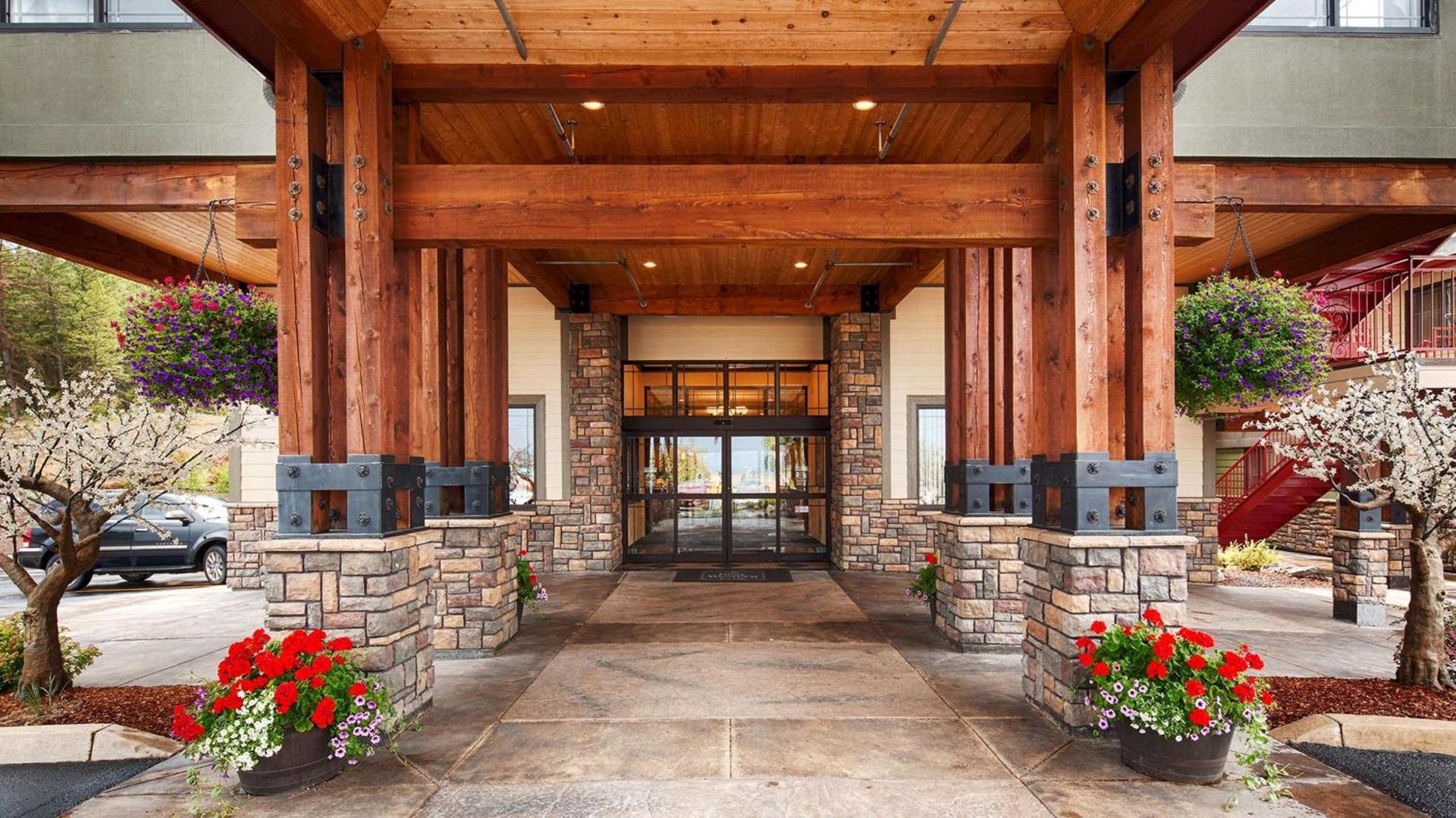 Best Western Plus Flathead Lake Inn and Suites photo 39