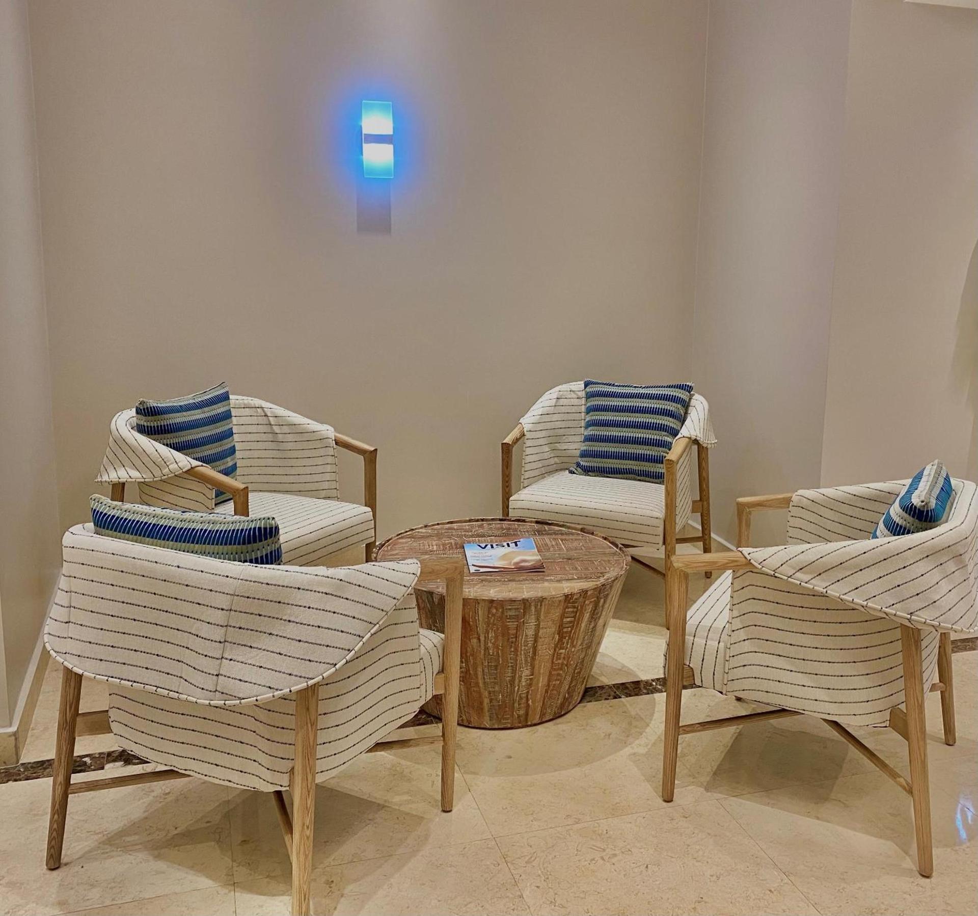 Radisson Resort Miami Beach photo 85