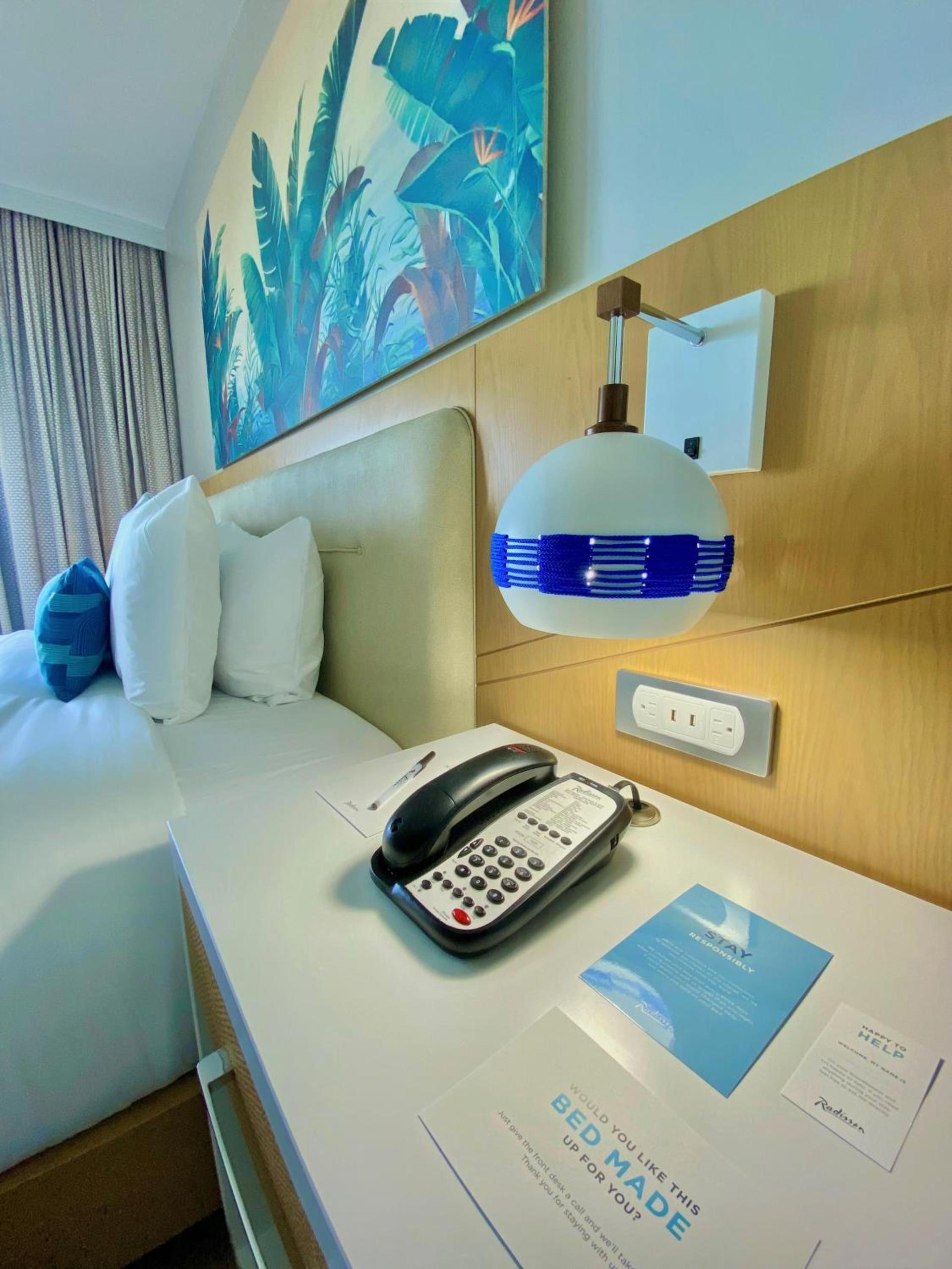 Radisson Resort Miami Beach photo 66