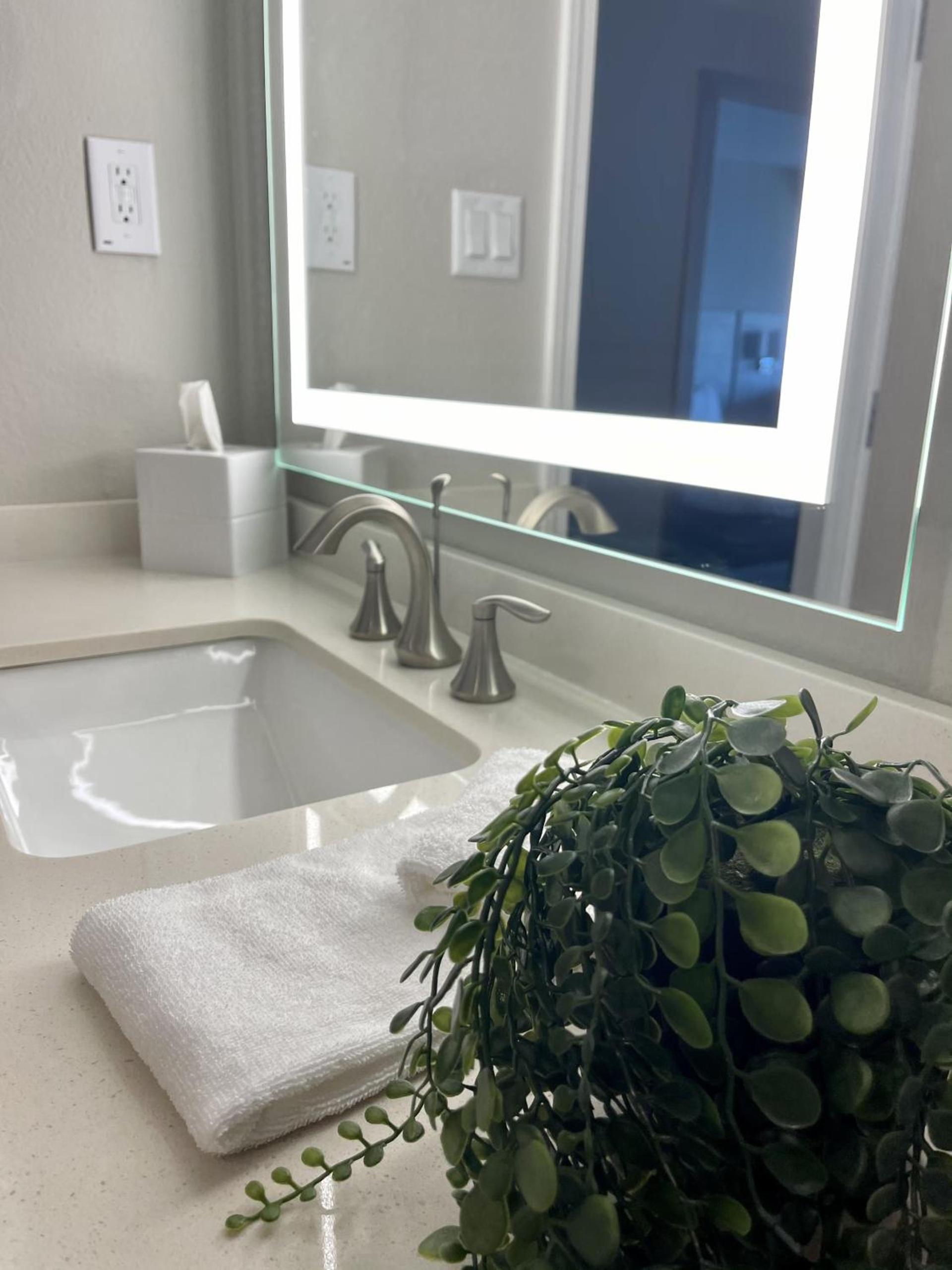 Comfort Suites Chincoteague Island Bayfront Resort photo 61