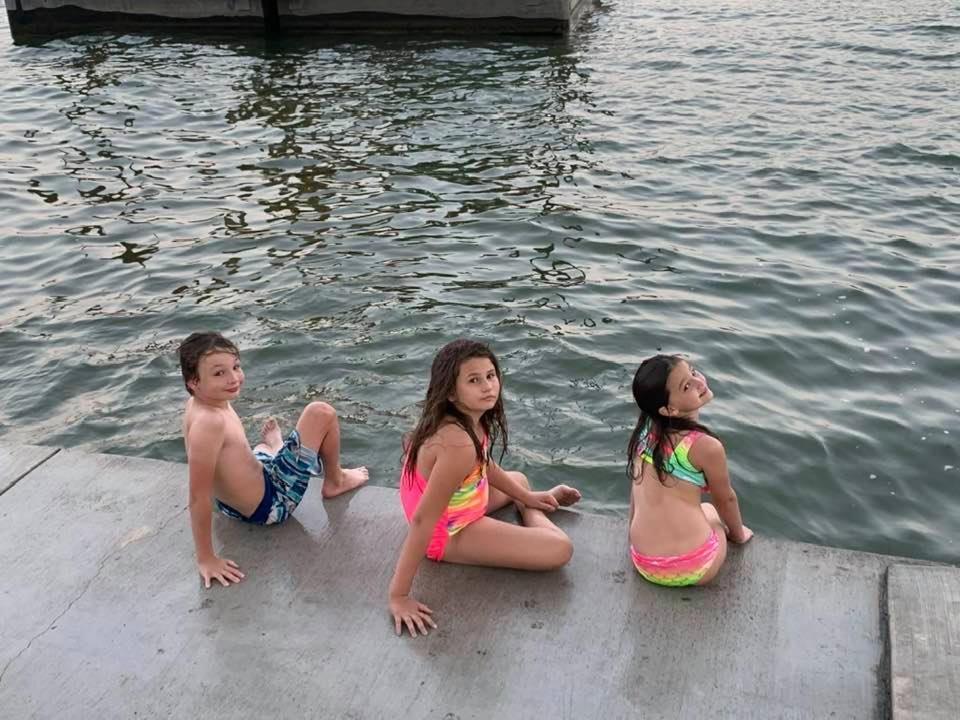 Valentine Lakeside photo 8