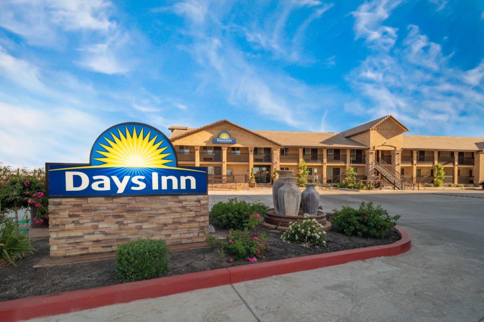 Days Inn by Wyndham Galt - Elk Grove South photo 27